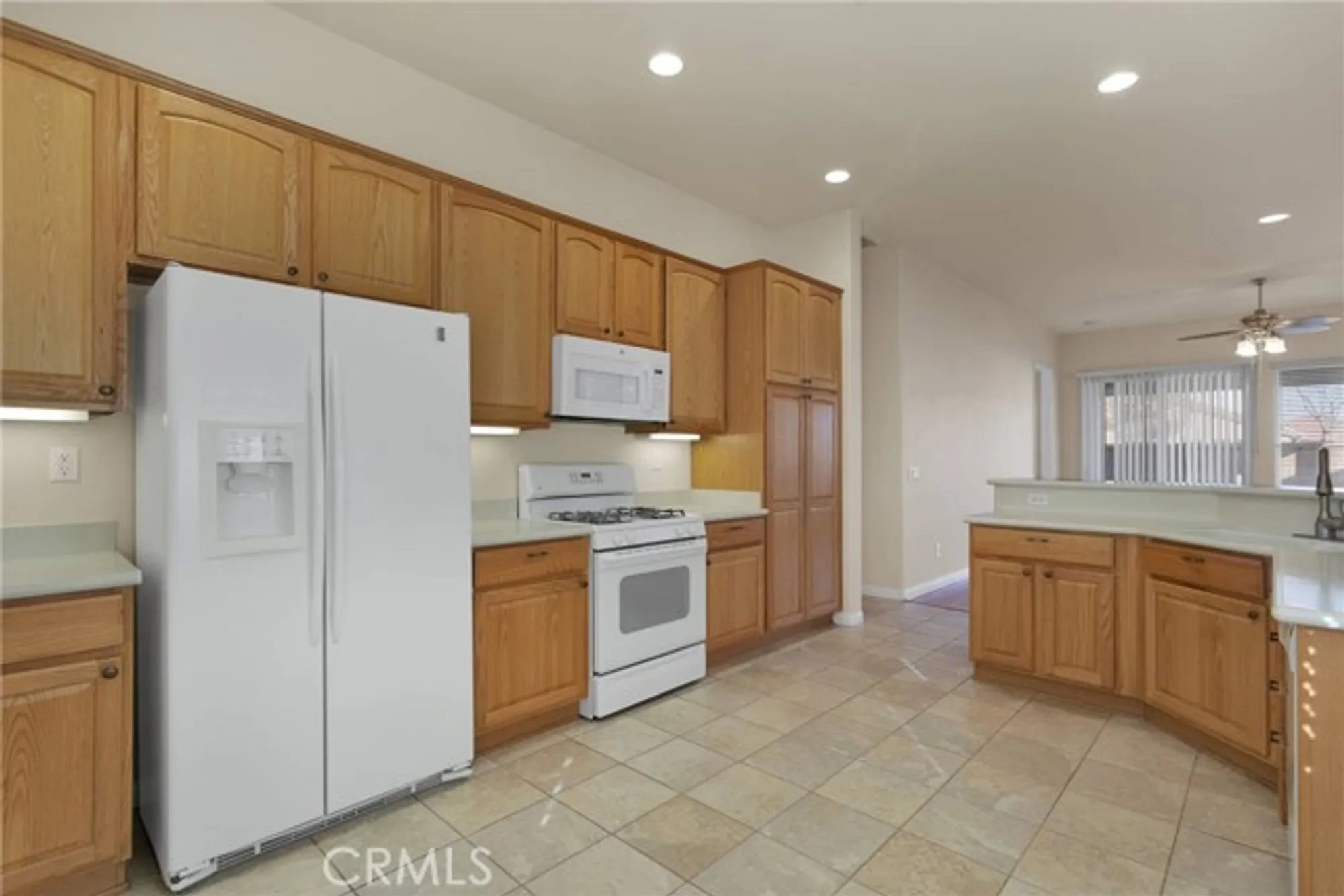 Property Slideshow image 12 of 35 | 10479 bridge haven rd, Apple Valley, CA, 92308