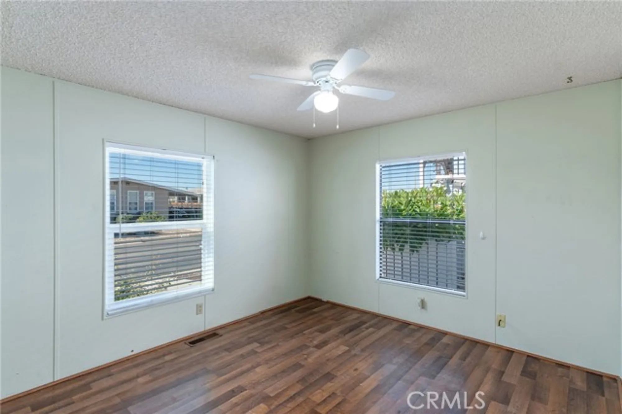 Property Slideshow image 21 of 44 | 38350 via taffia, Murrieta, CA, 92563