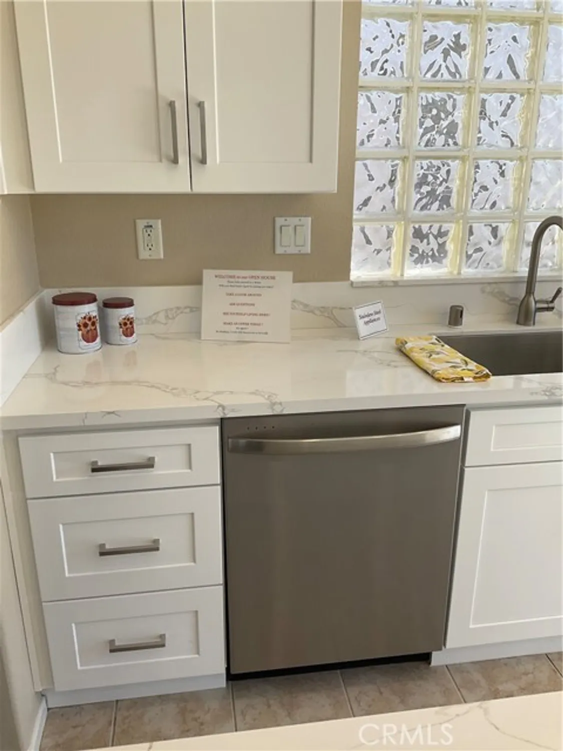 Property Slideshow image 13 of 42 | 8251 triplett ln, Hemet, CA, 92545
