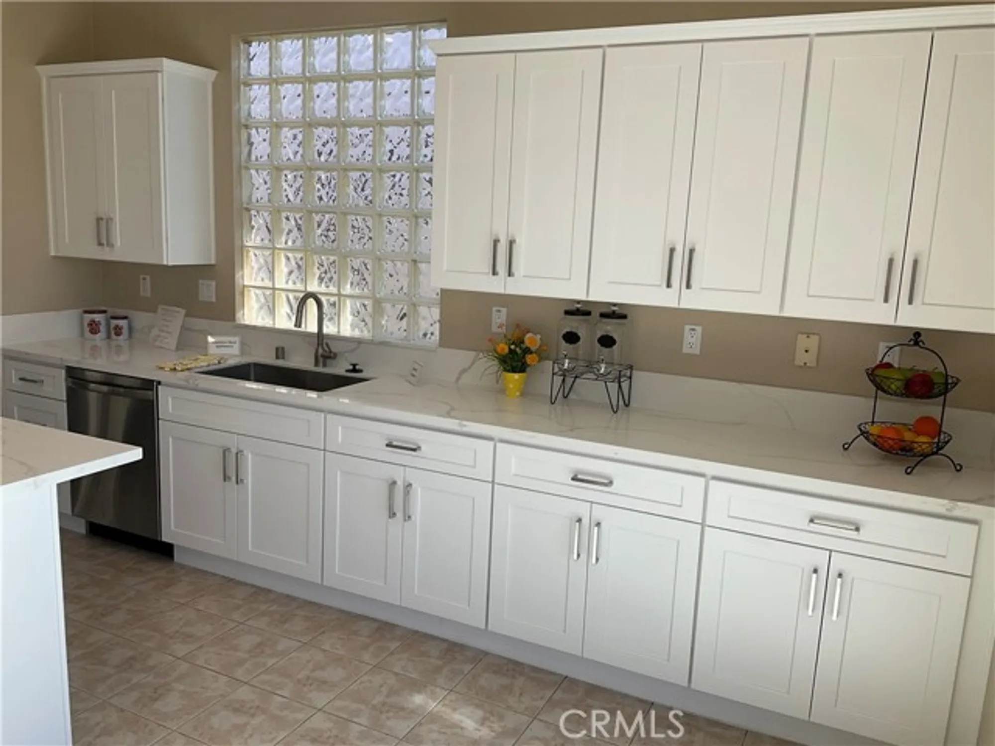 Property Slideshow image 8 of 42 | 8251 triplett ln, Hemet, CA, 92545