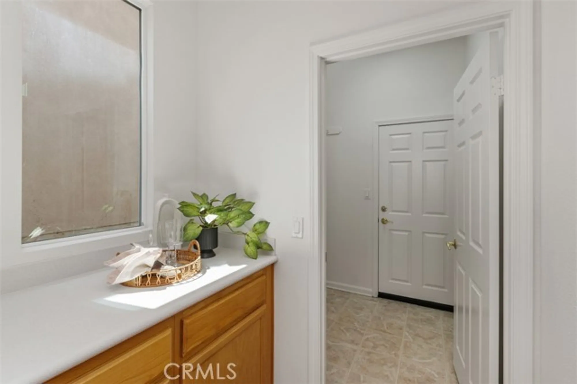 Property Slideshow image 15 of 59 | 24116 whitetail dr, Corona, CA, 92883