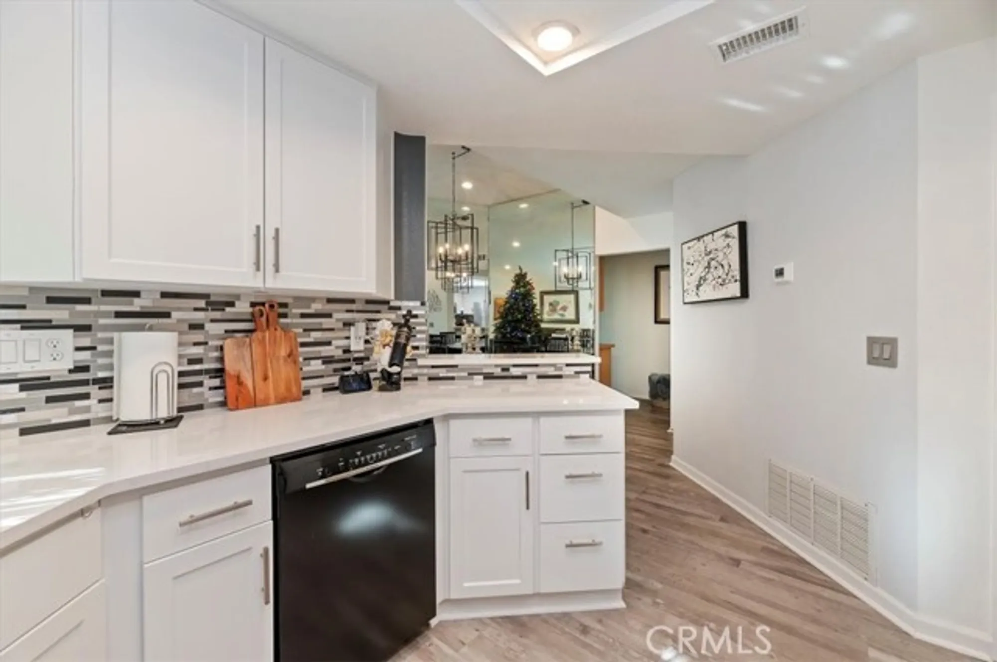 Property Slideshow image 17 of 42 | 28261 via bandita, Menifee, CA, 92585