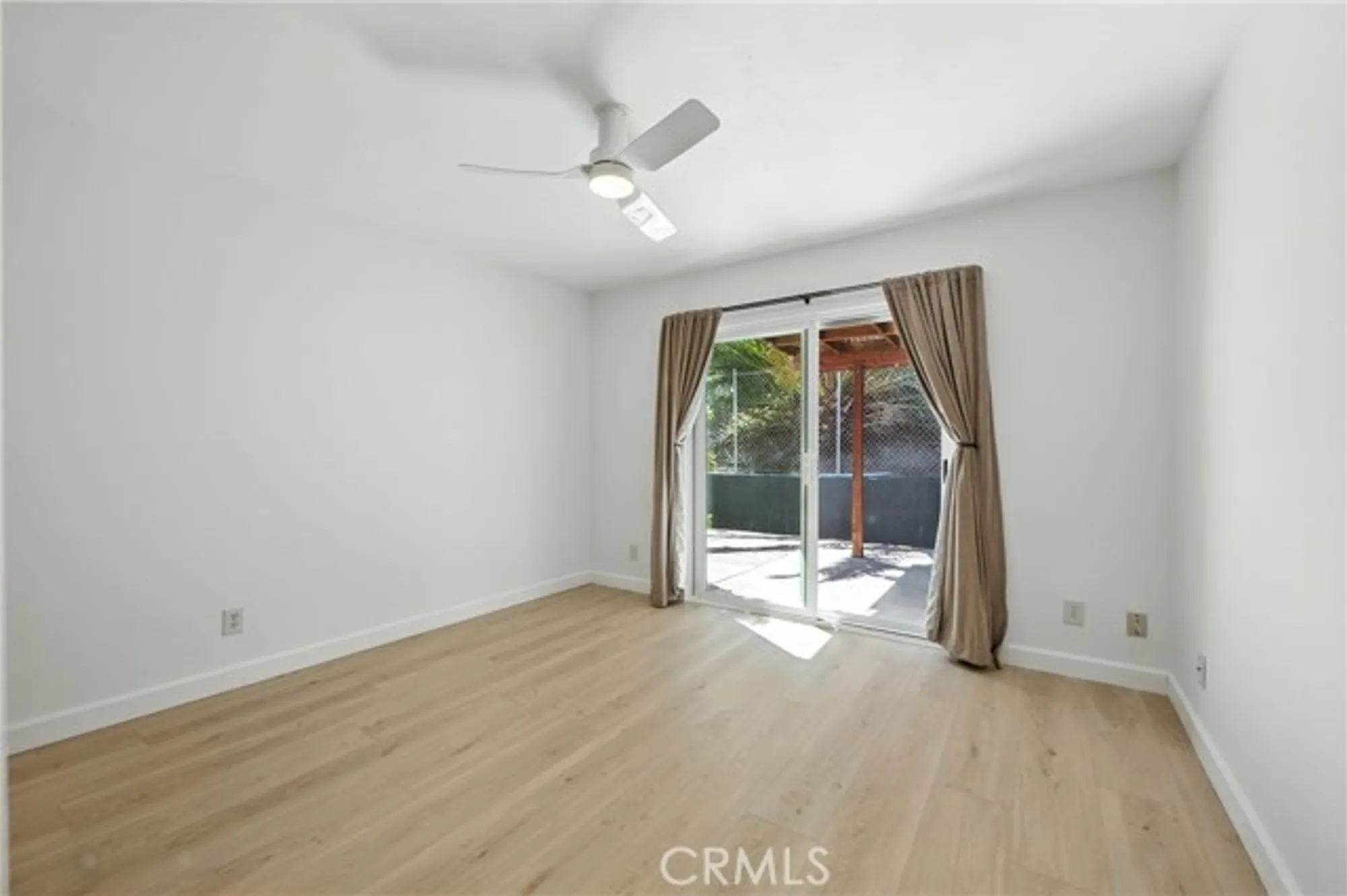 Property Slideshow image 16 of 19 | 3935 san ramon dr, Oceanside, CA, 92057