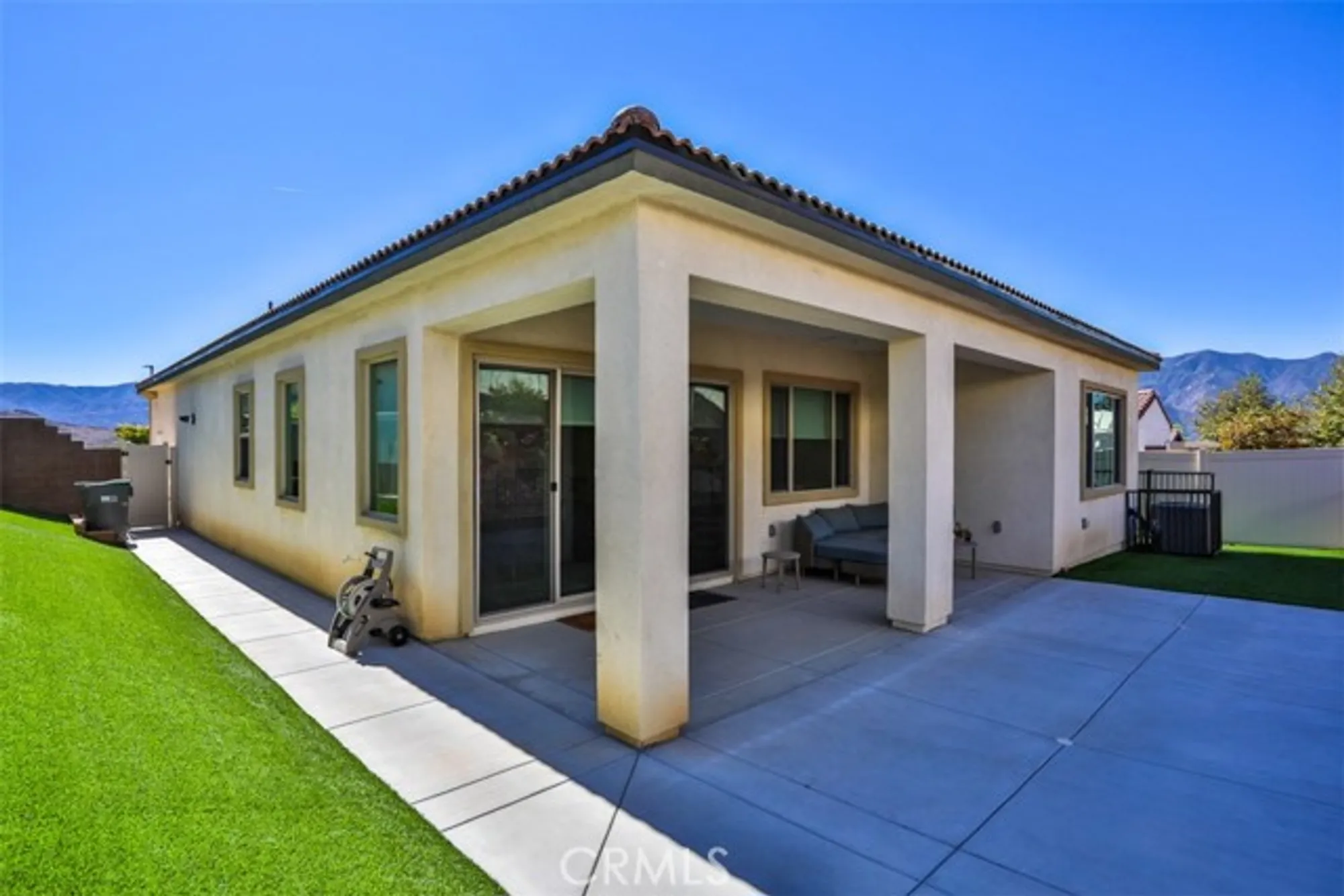 Property Slideshow image 26 of 31 | 11868 discovery ct, Corona, CA, 92883