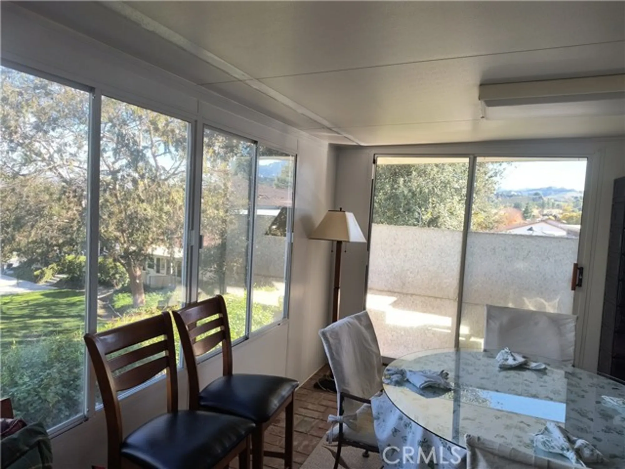 Property Slideshow image 4 of 14 | 19335 oak crossing rd, Newhall, CA, 91321