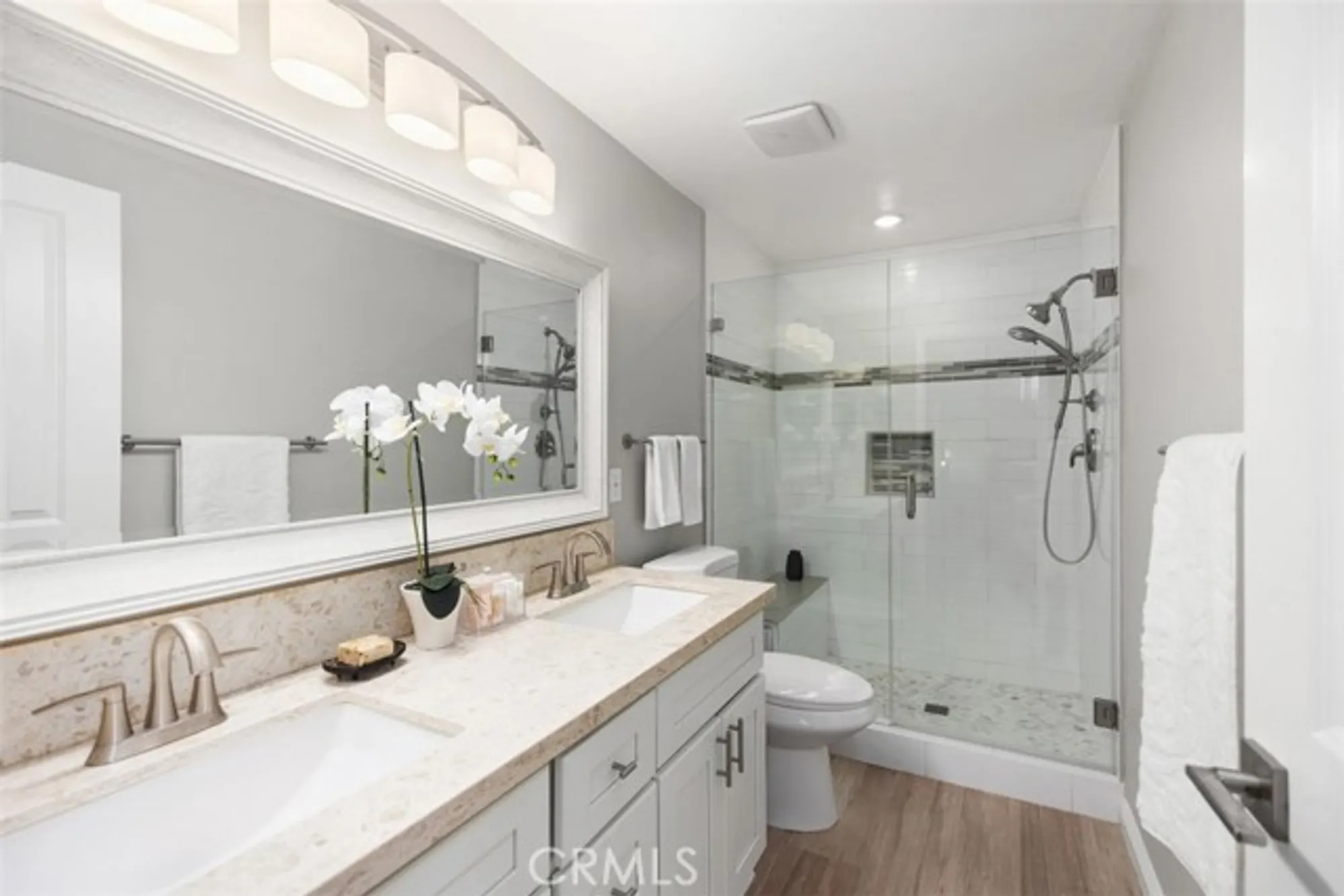 Property Slideshow image 25 of 46 | 2263 via puerta d, Laguna Woods, CA, 92637