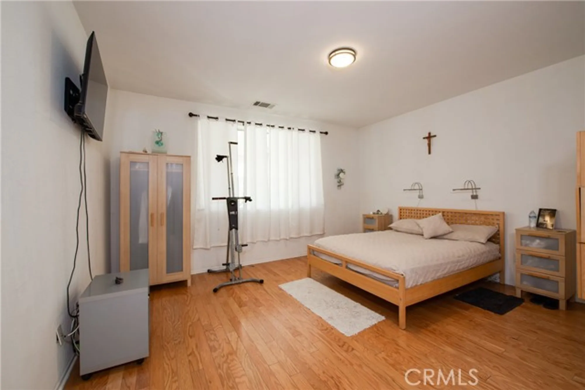 Property Slideshow image 14 of 27 | 29427 bentcreek ct, Menifee, CA, 92584