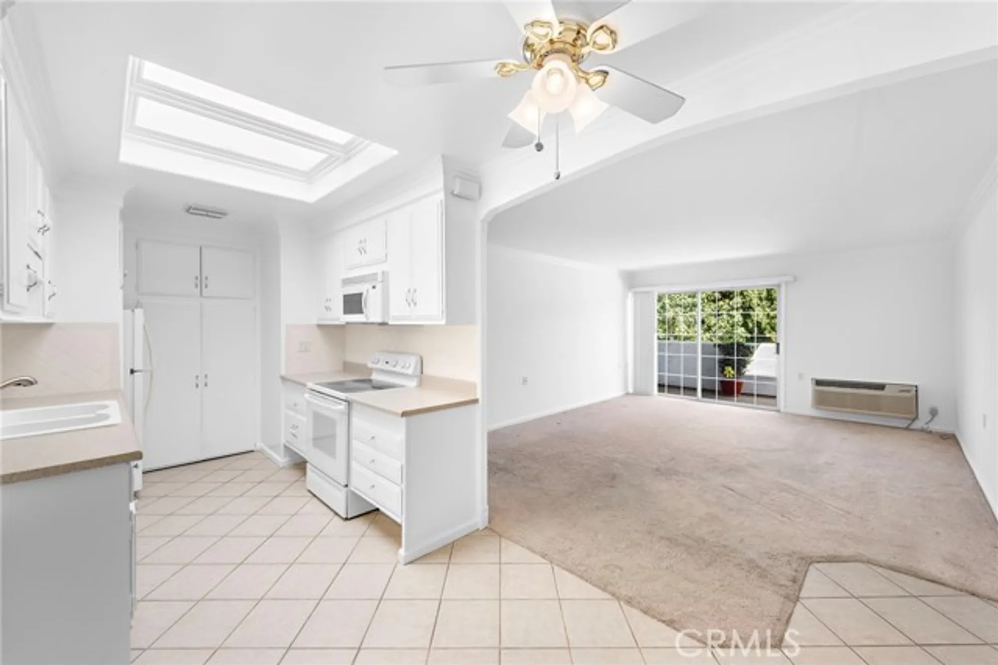 Property Slideshow image 5 of 44 | 2276 via o, Laguna Woods, CA, 92637