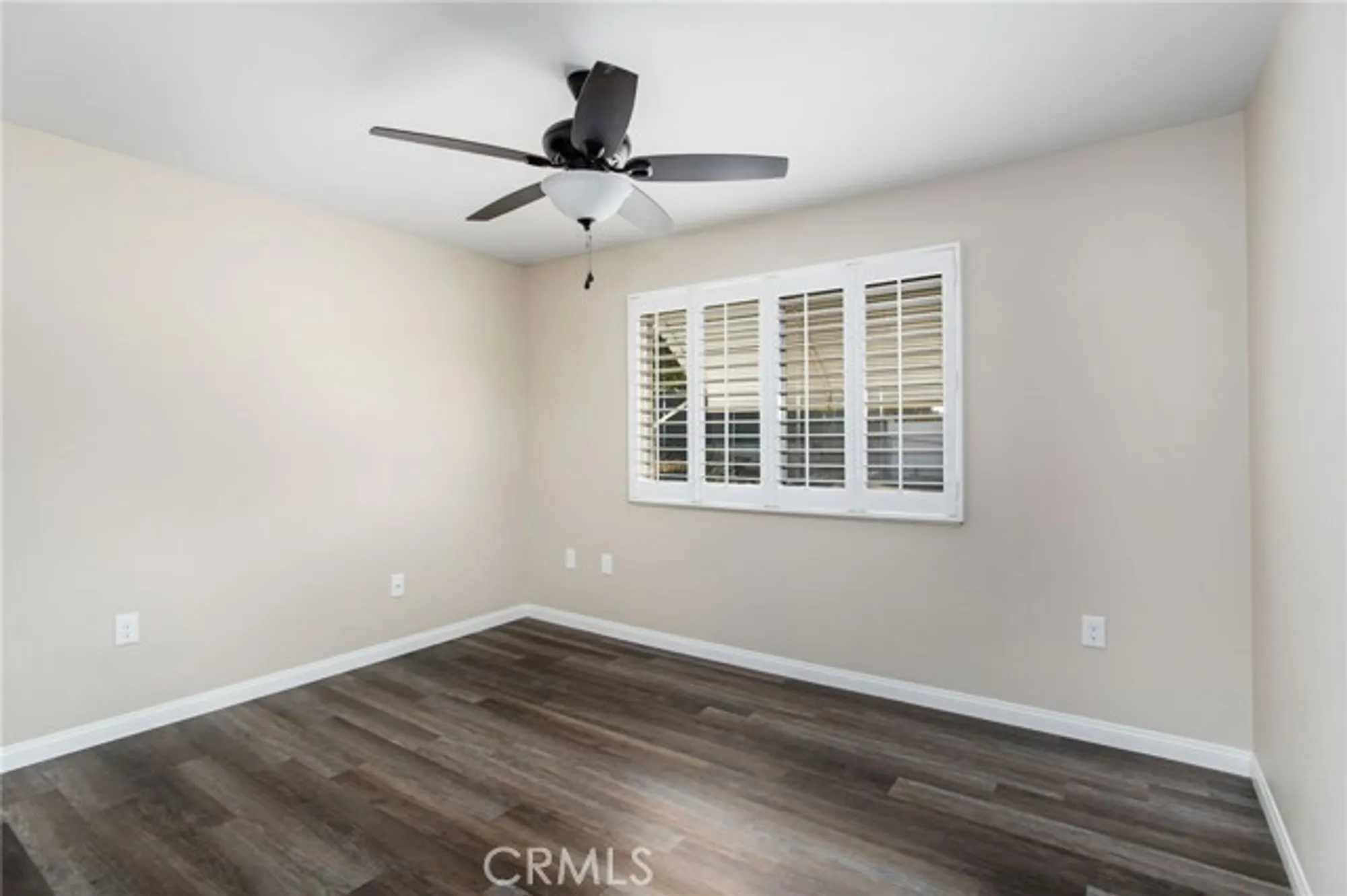 Property Slideshow image 21 of 35 | 27161 pinehurst rd, Menifee, CA, 92586