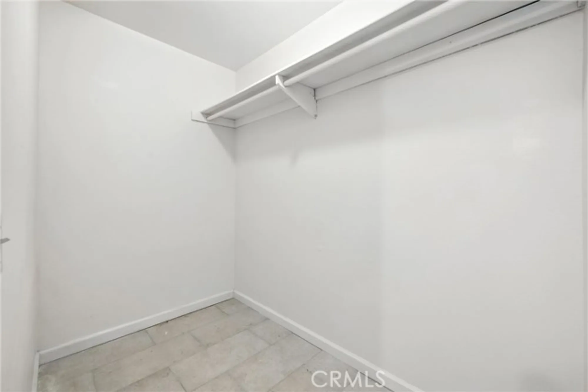 Property Slideshow image 15 of 19 | 3935 san ramon dr, Oceanside, CA, 92057