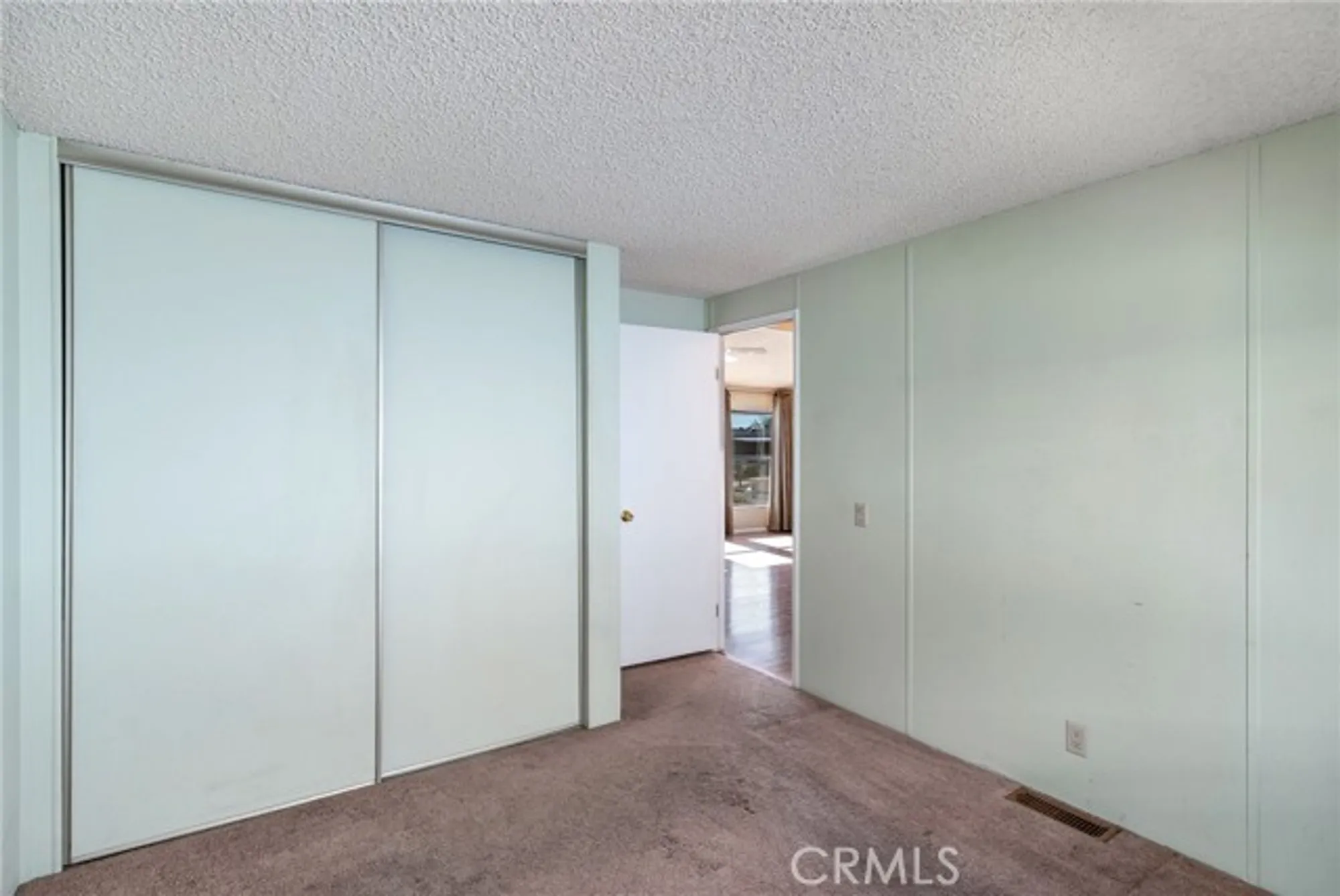 Property Slideshow image 19 of 44 | 38350 via taffia, Murrieta, CA, 92563