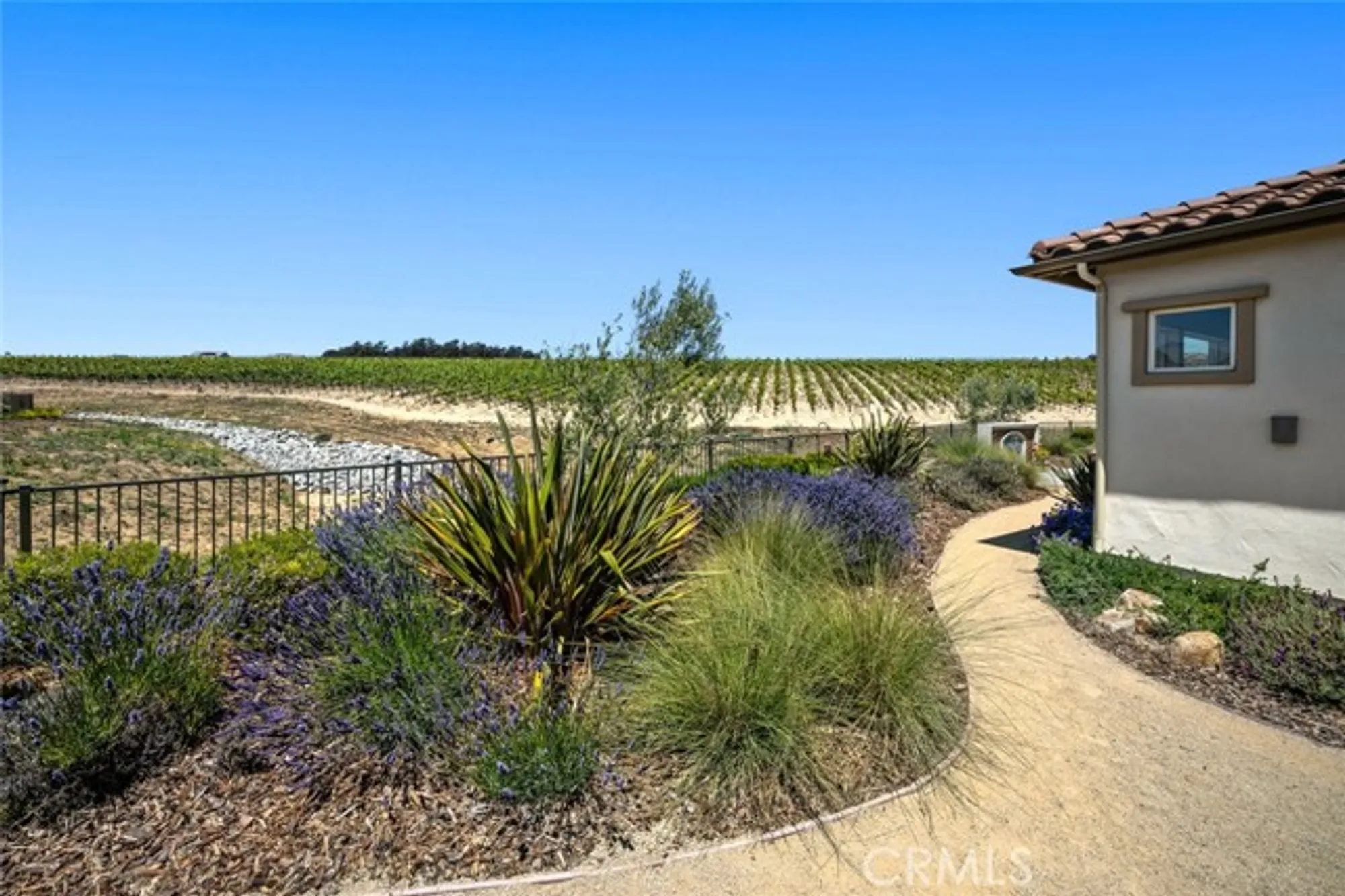 Property Slideshow image 26 of 60 | 1330 riley ln, Nipomo, CA, 93444