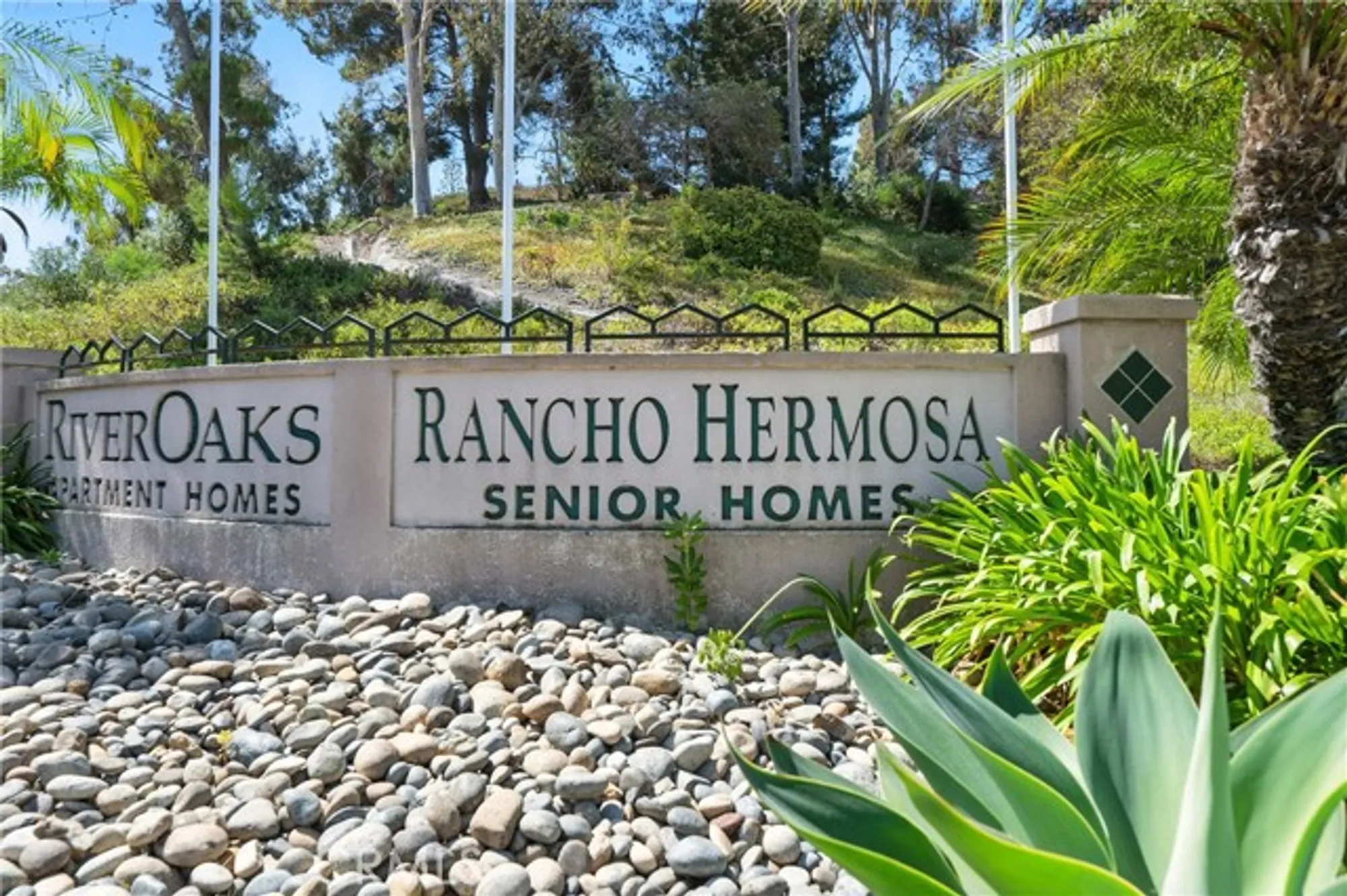 Property Slideshow image 19 of 19 | 3935 san ramon dr, Oceanside, CA, 92057