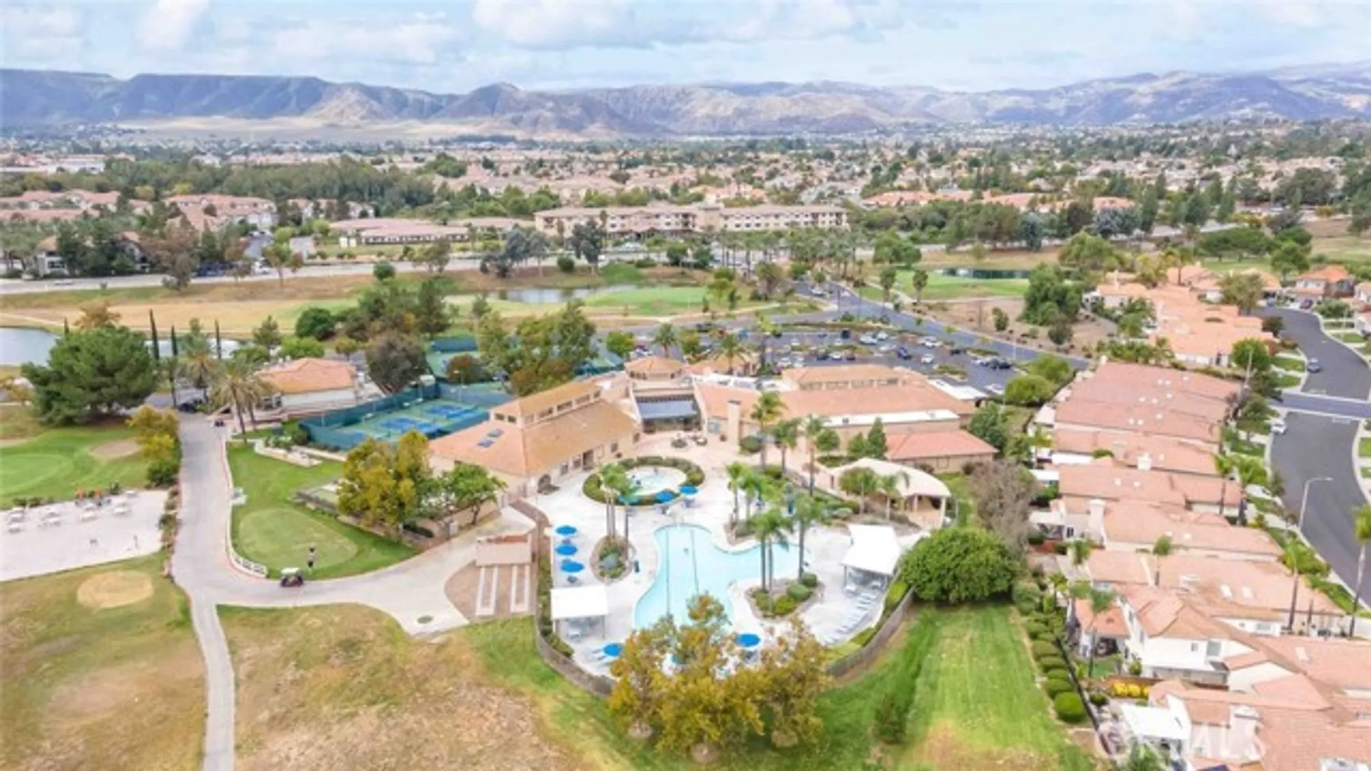 Property Slideshow image 44 of 50 | 40493 via estrada, Murrieta, CA, 92562