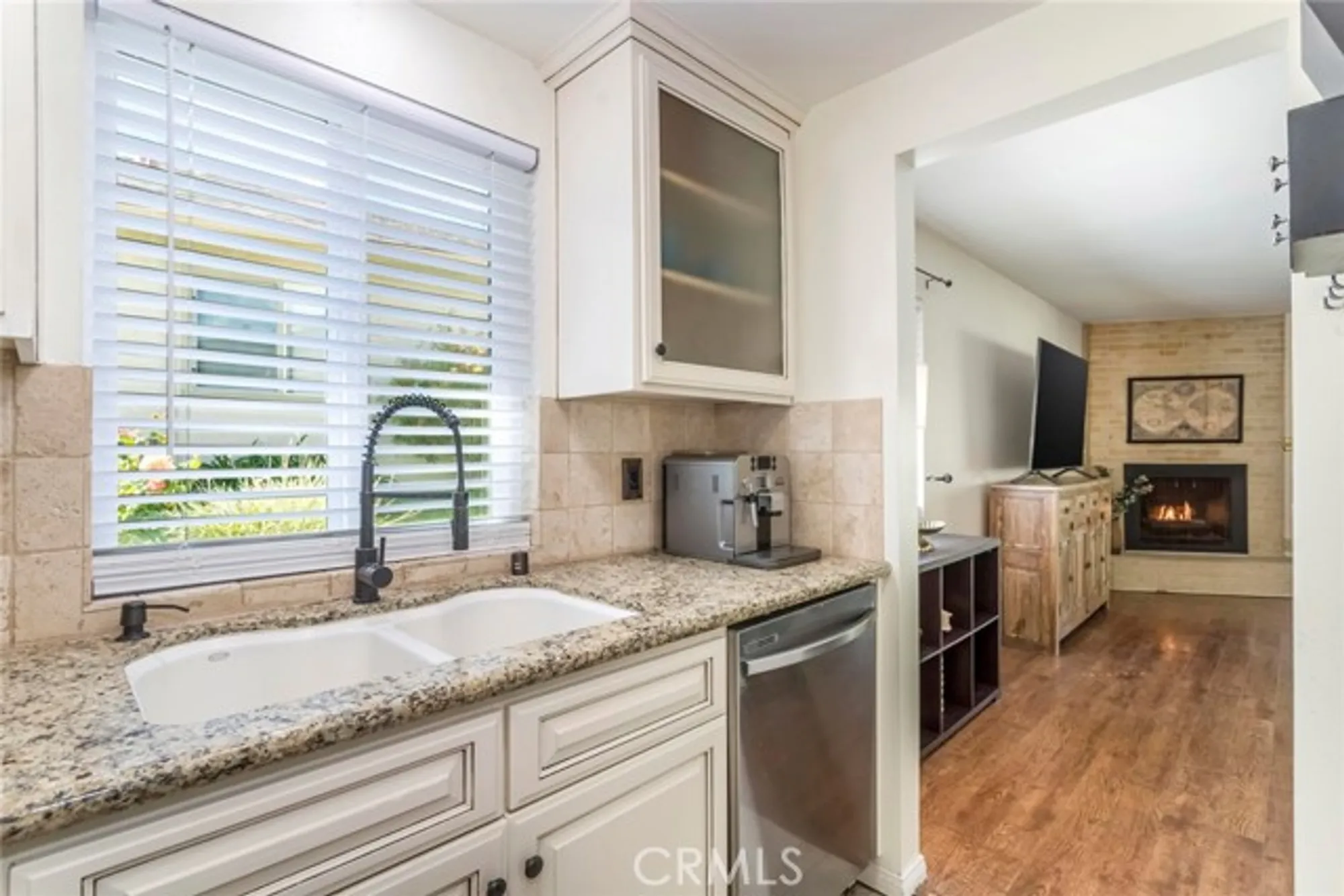 Property Slideshow image 15 of 59 | 26751 winsome cir, Newhall, CA, 91321