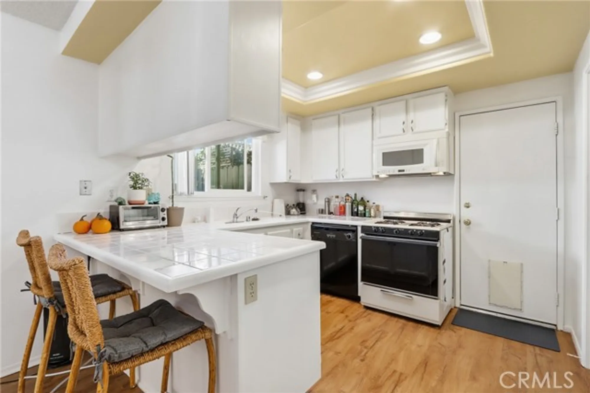 Property Slideshow image 14 of 31 | 29350 murrieta rd, Menifee, CA, 92586