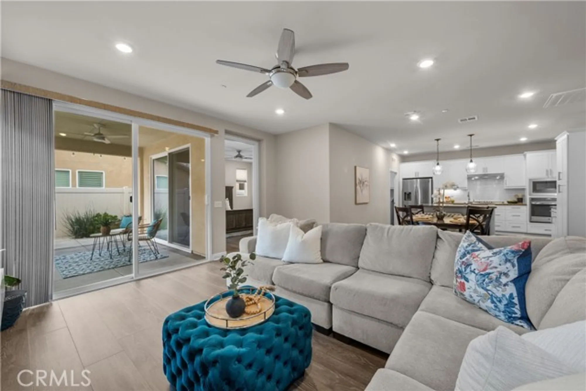 Property Slideshow image 11 of 34 | 20552 galloway dr, Santa Clarita, CA, 91350