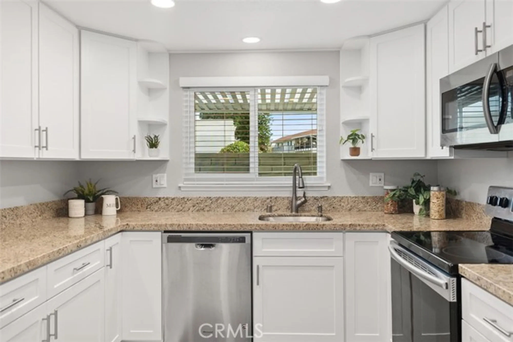 Property Slideshow image 16 of 46 | 2263 via puerta d, Laguna Woods, CA, 92637