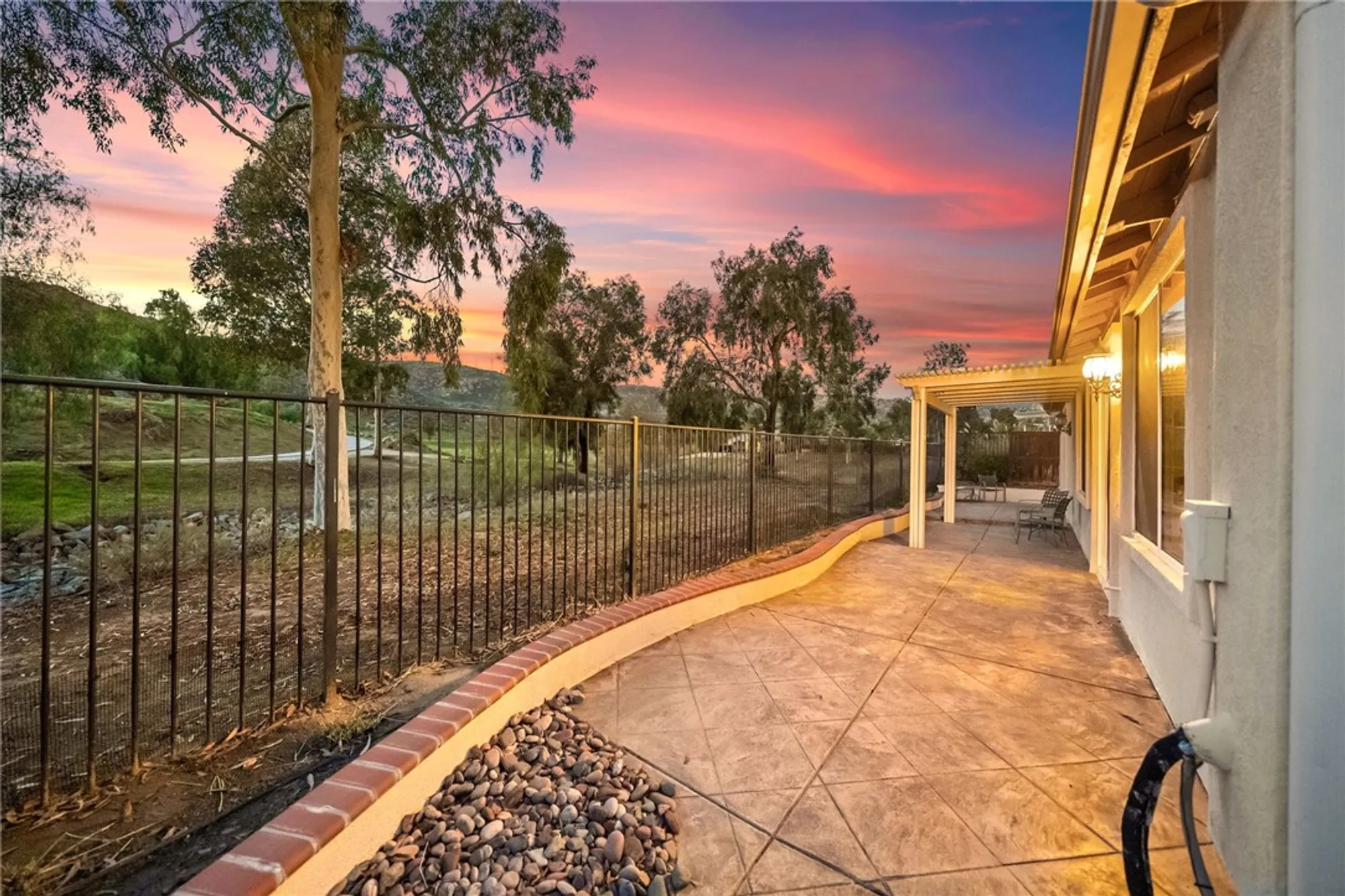 Property Slideshow image 33 of 47 | 501 garcia dr, Hemet, CA, 92545