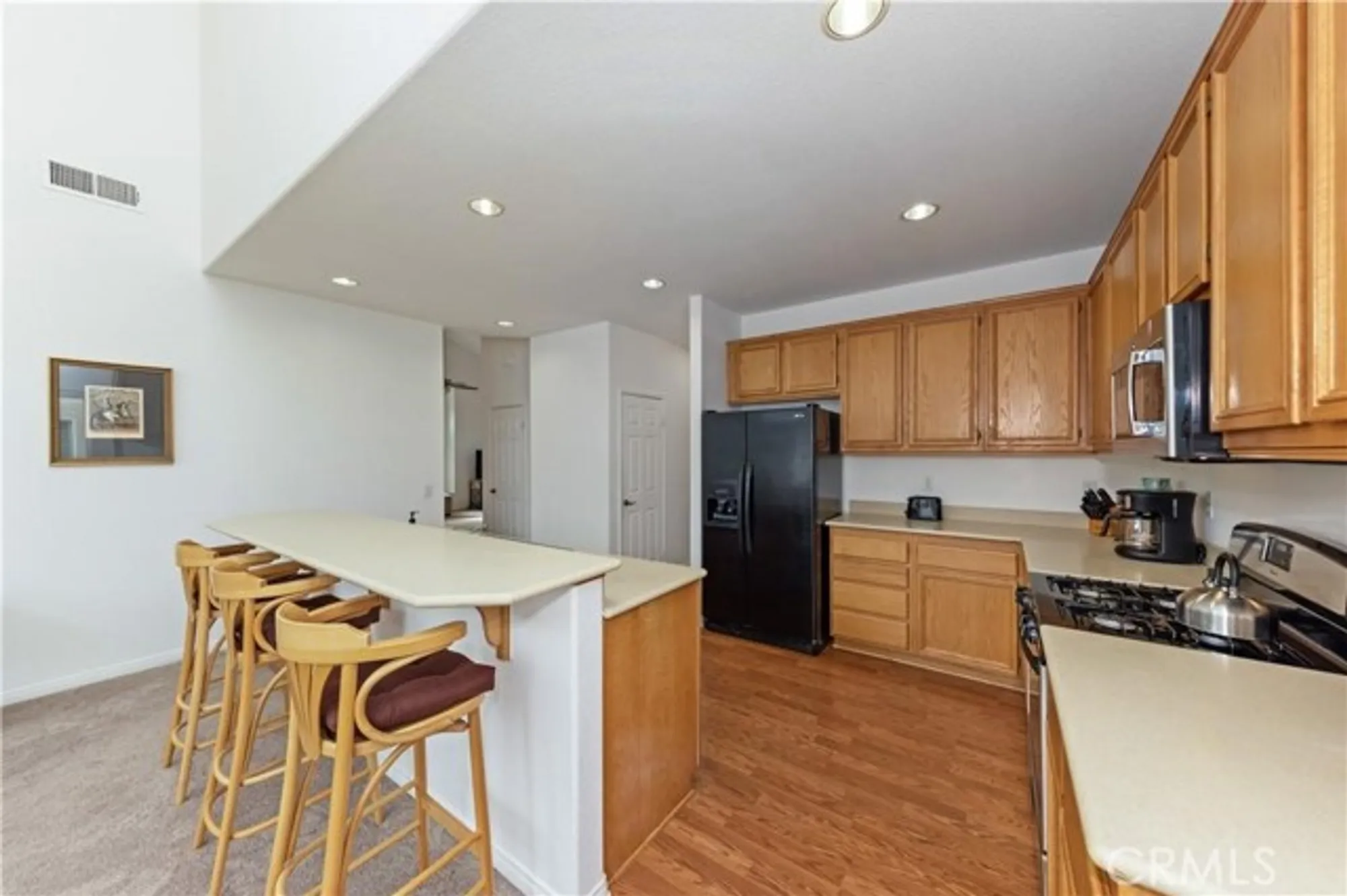 Property Slideshow image 8 of 32 | 7466 via real ln, Yucca Valley, CA, 92284