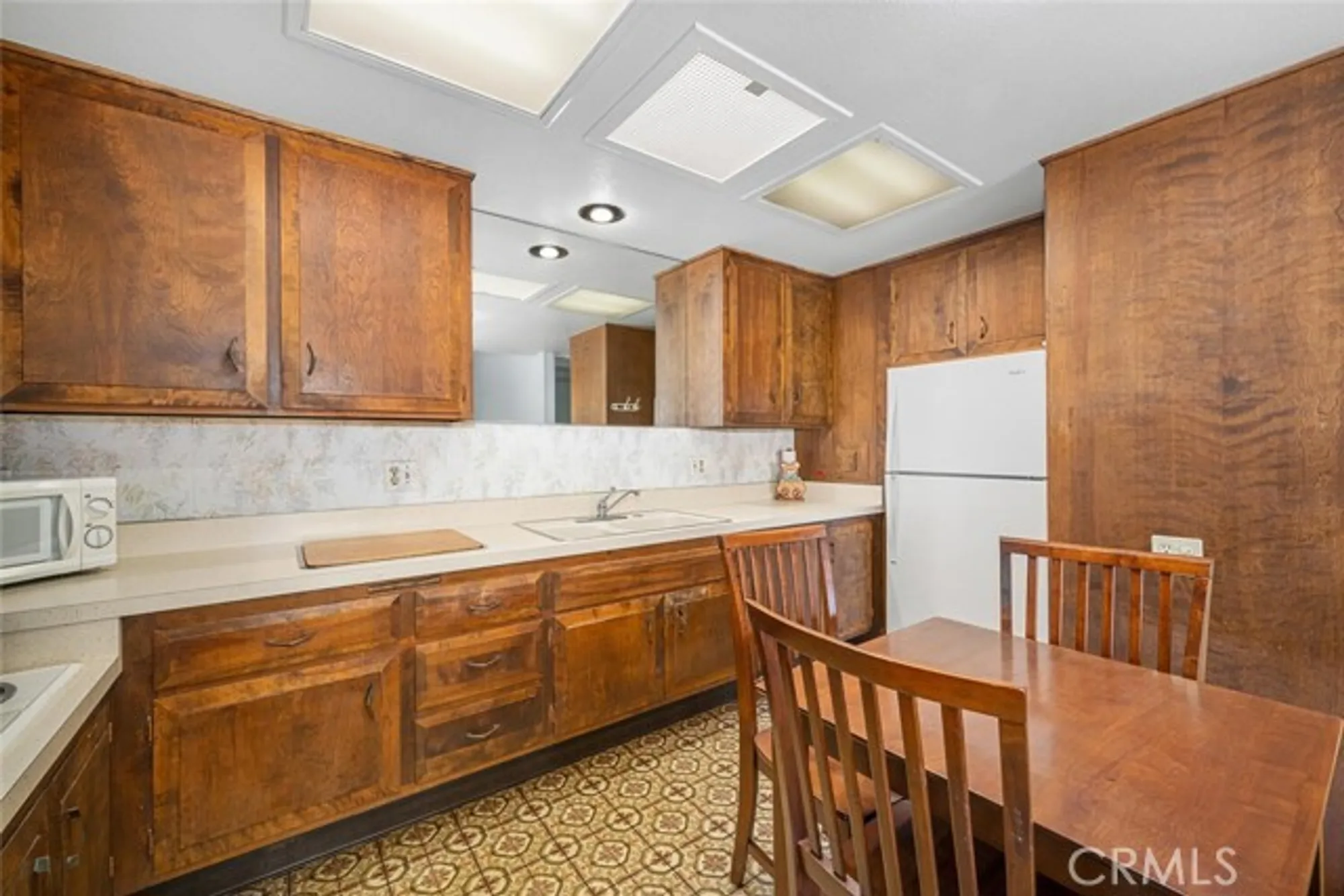 Property Slideshow image 15 of 34 | 1075 brookline rd, Seal Beach, CA, 90740