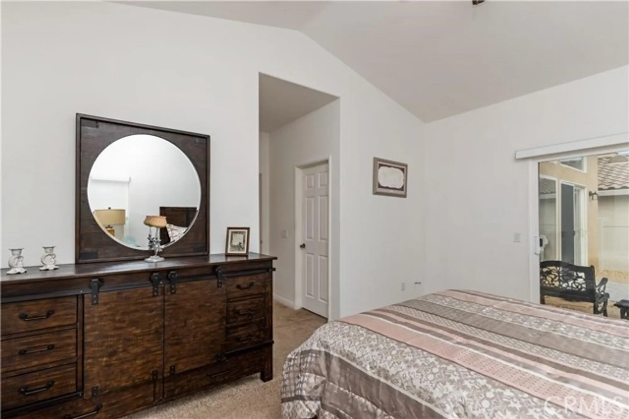 Property Slideshow image 16 of 32 | 7466 via real ln, Yucca Valley, CA, 92284