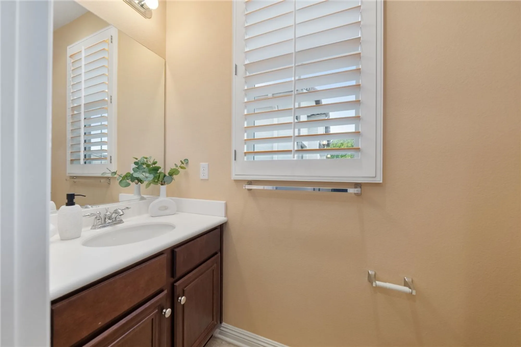 Property Slideshow image 27 of 47 | 501 garcia dr, Hemet, CA, 92545