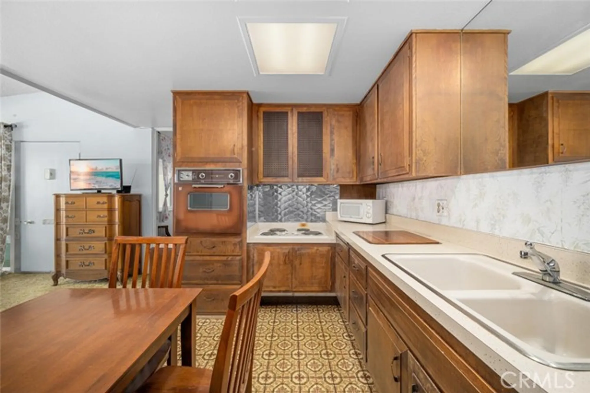 Property Slideshow image 20 of 34 | 1075 brookline rd, Seal Beach, CA, 90740