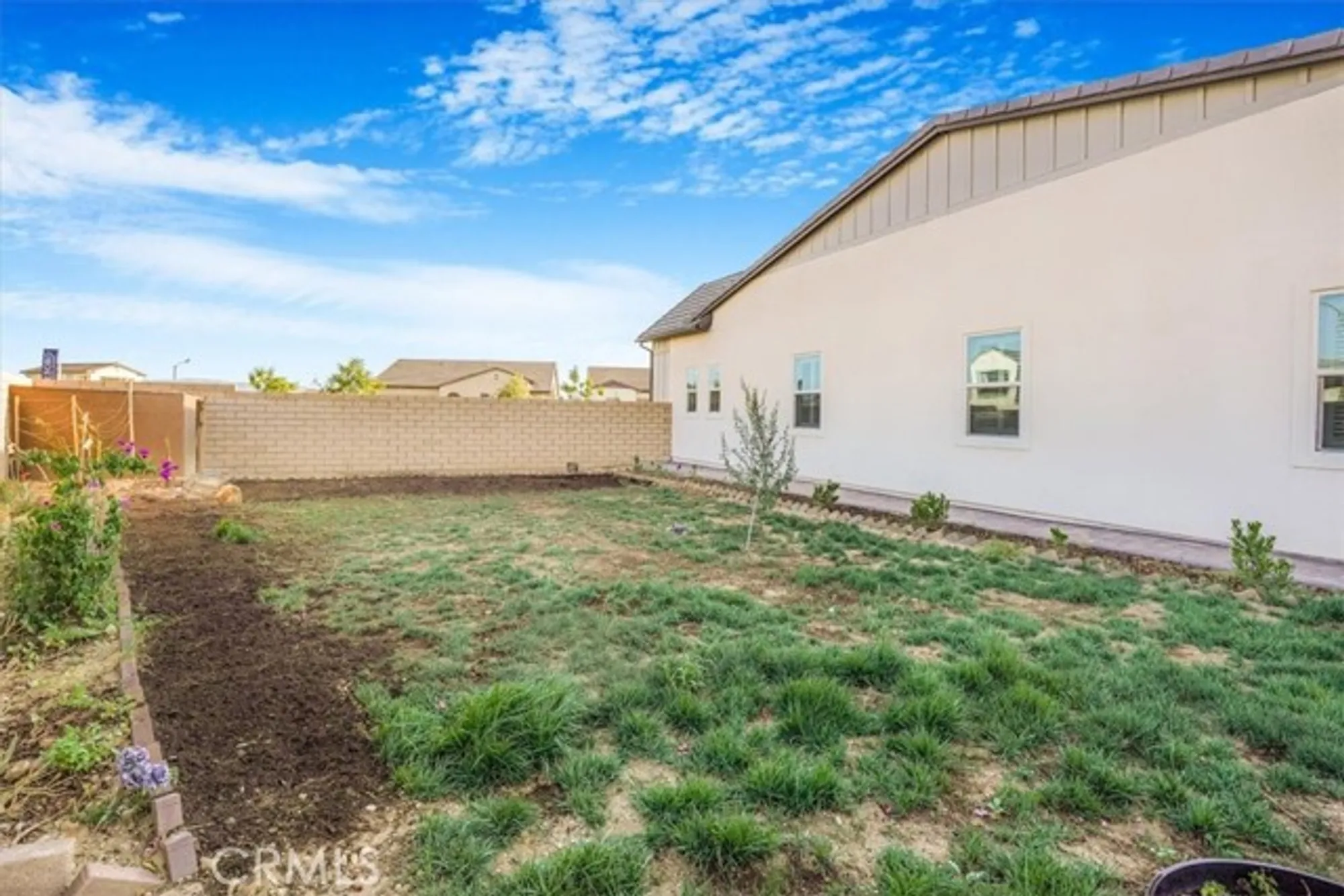 Property Slideshow image 39 of 60 | 24501 via sendero, Valencia, CA, 91354