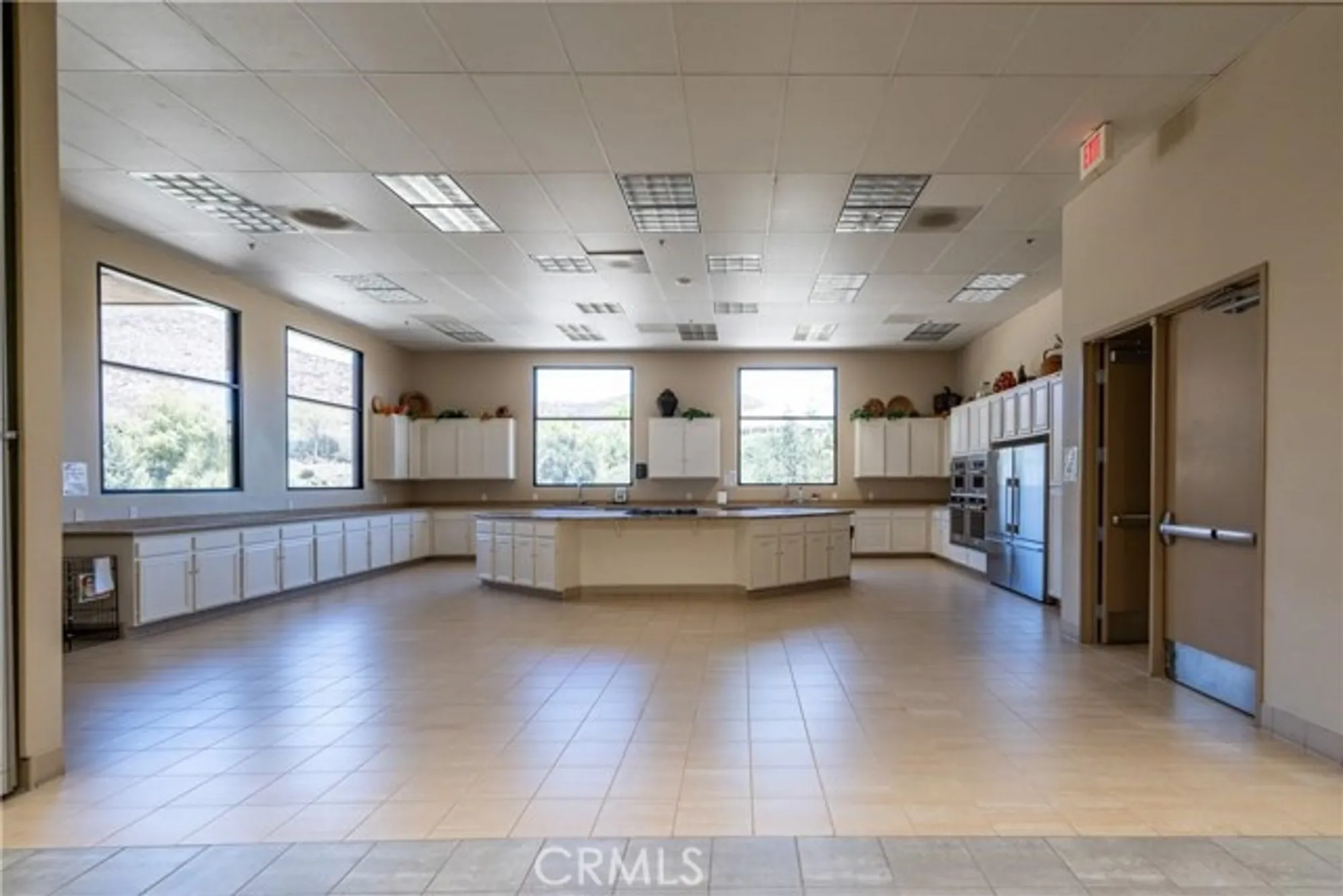 Property Slideshow image 28 of 36 | 28433 oasis view cir, Menifee, CA, 92584