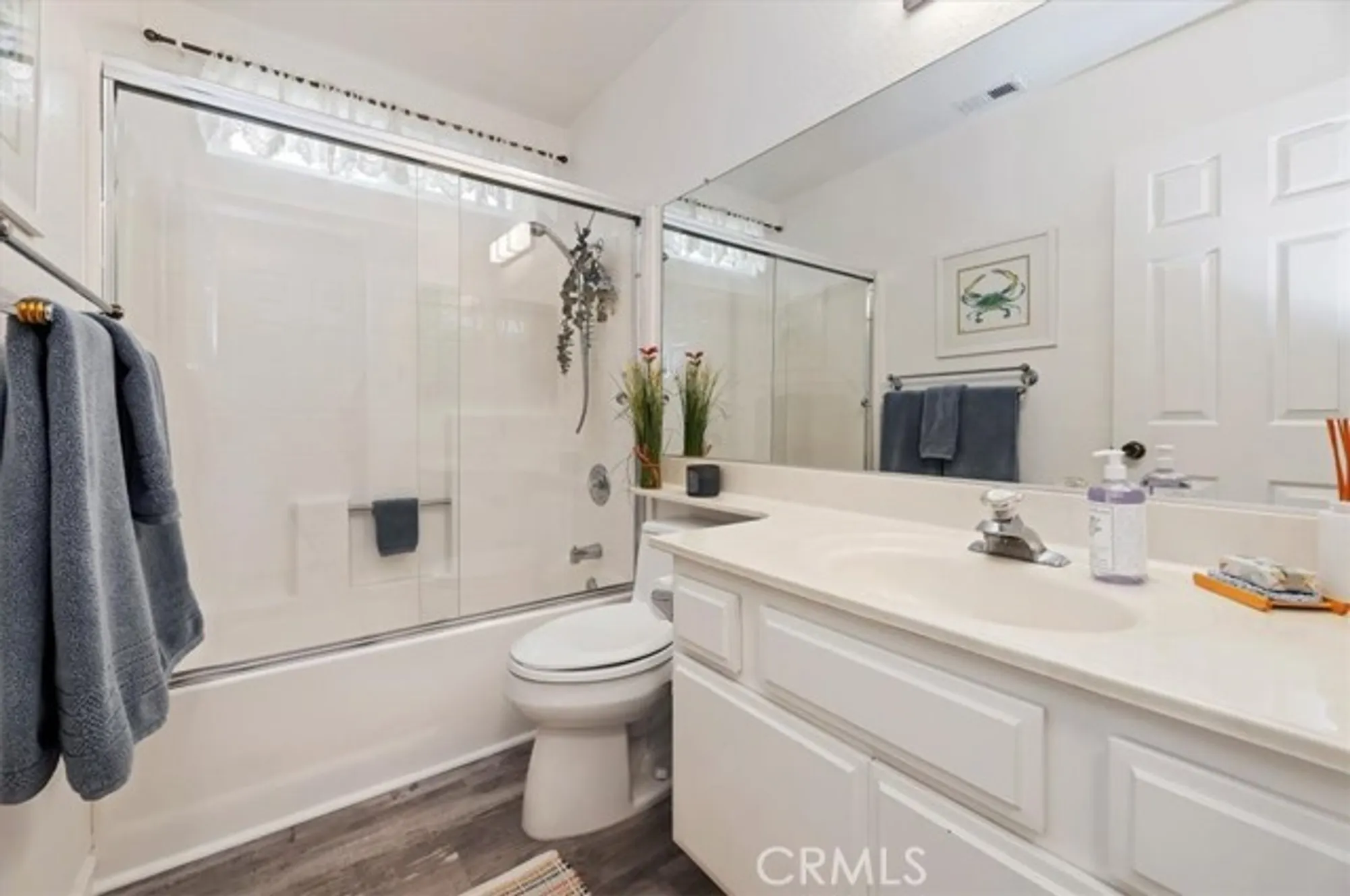 Property Slideshow image 24 of 42 | 28261 via bandita, Menifee, CA, 92585