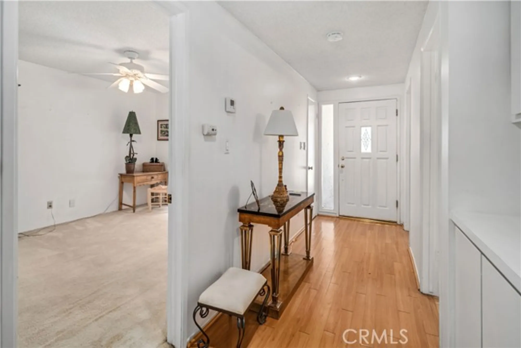 Property Slideshow image 13 of 30 | 19427 oak crossing rd, Newhall, CA, 91321