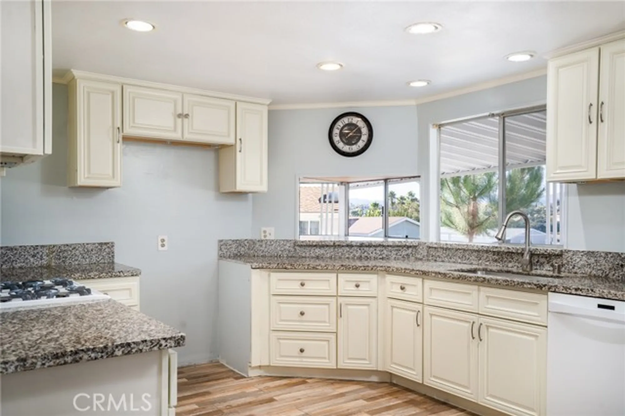 Property Slideshow image 11 of 50 | 38200 via del largo, Murrieta, CA, 92563