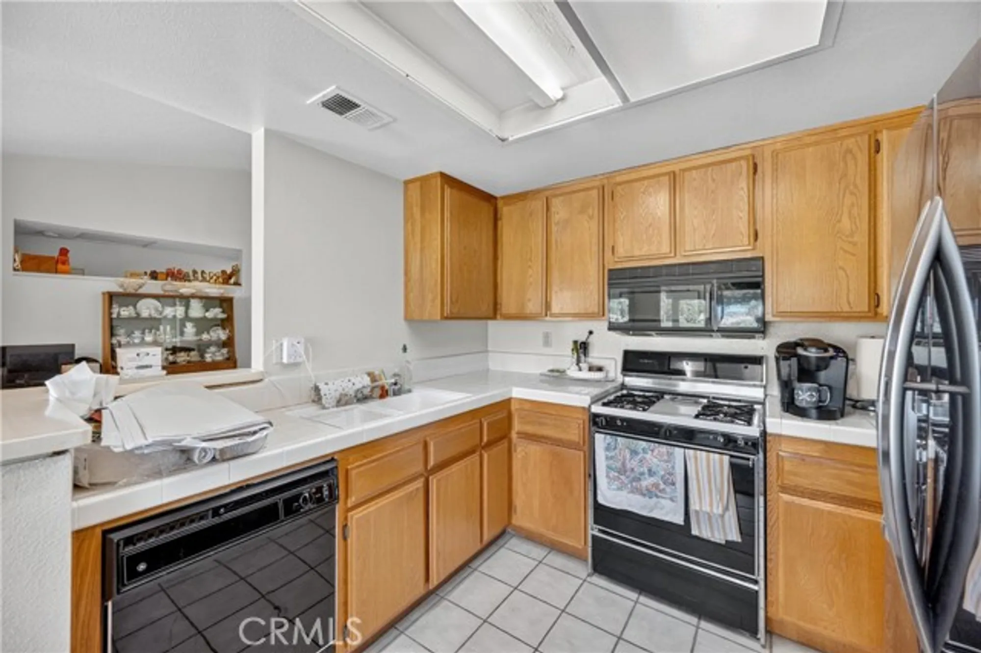 Property Slideshow image 9 of 26 | 995 hogan ave, Banning, CA, 92220