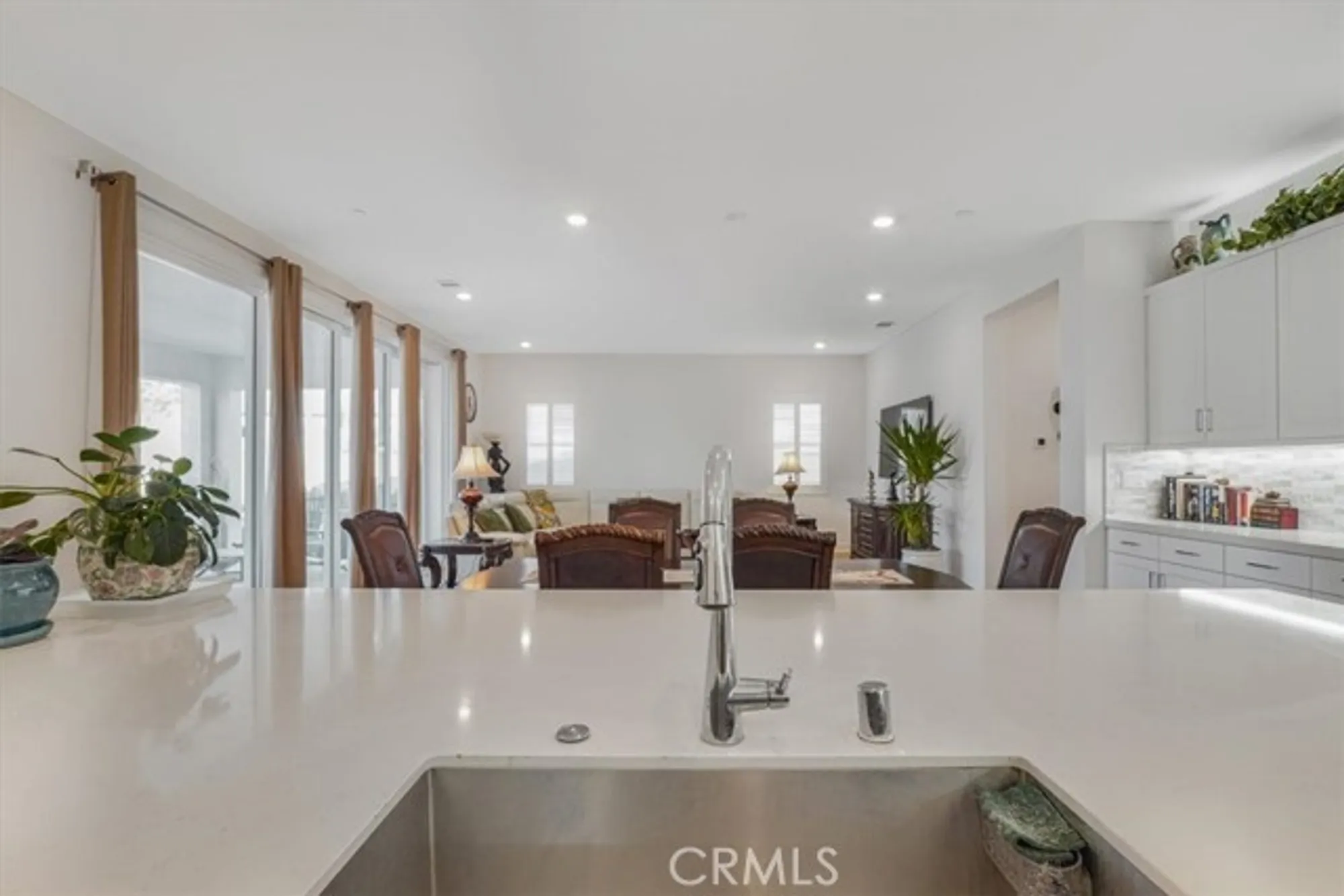 Property Slideshow image 54 of 60 | 24501 via sendero, Valencia, CA, 91354