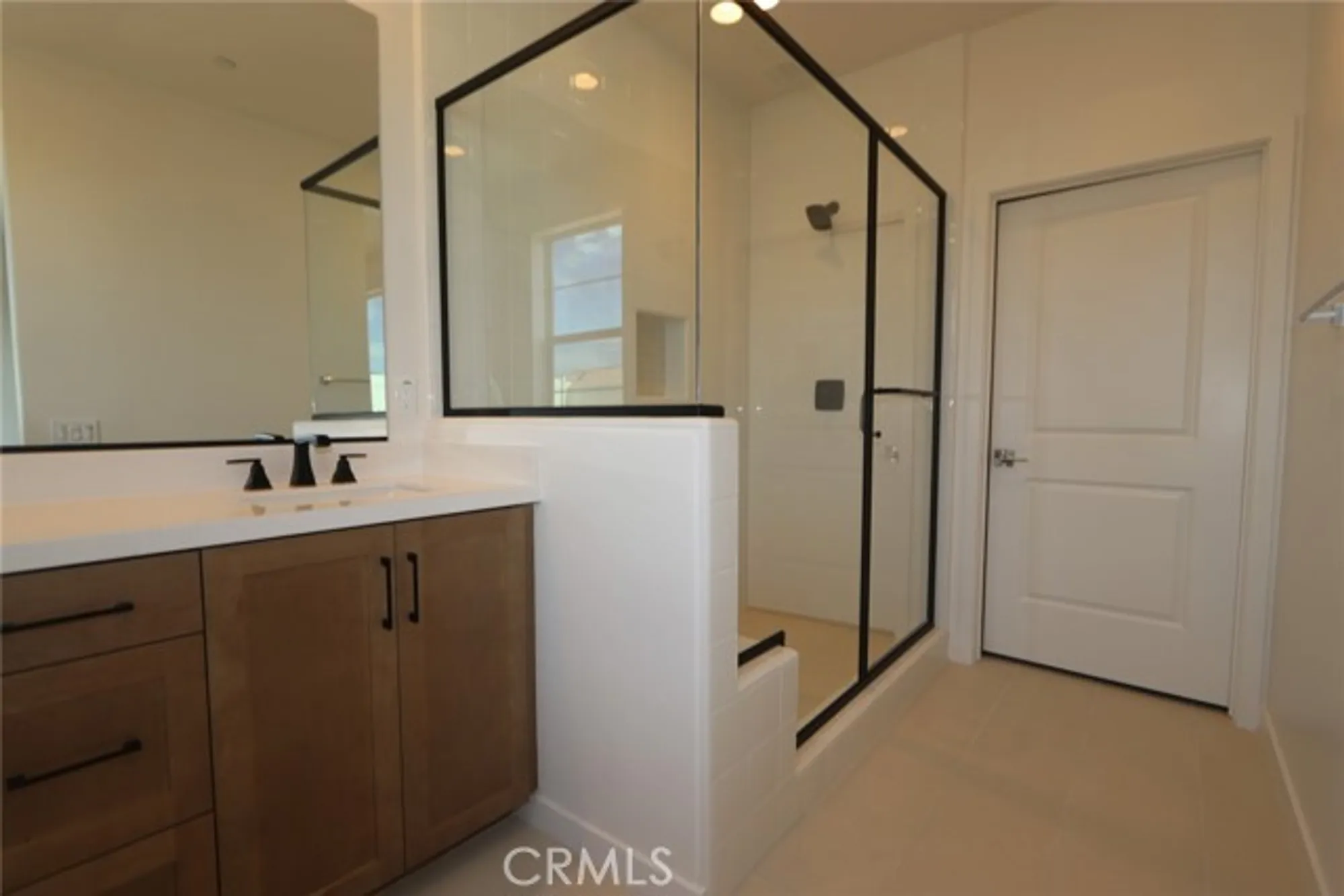 Property Slideshow image 4 of 14 | 28820 ridgerock ct, Santa Clarita, CA, 91350