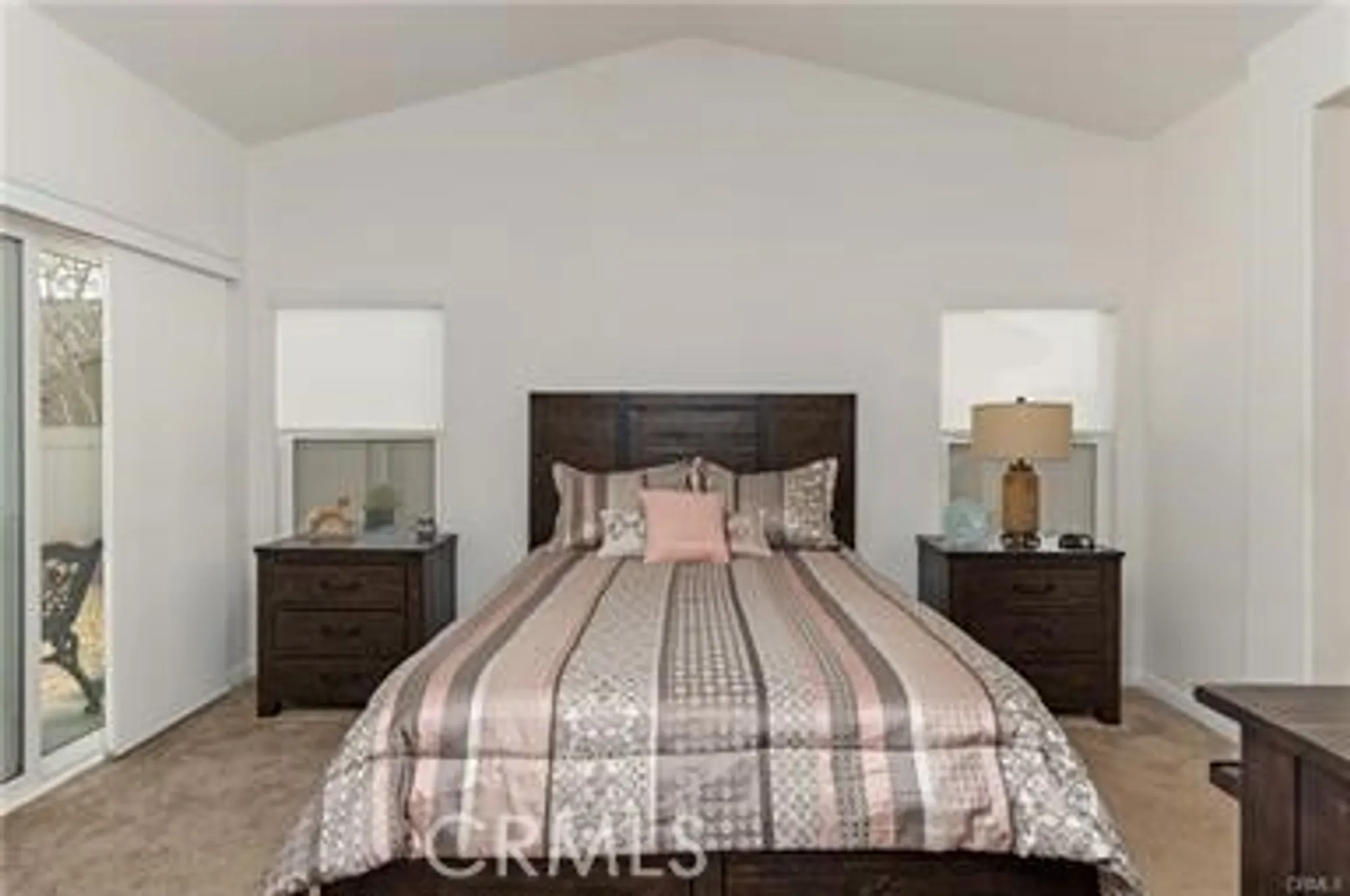 Property Slideshow image 15 of 32 | 7466 via real ln, Yucca Valley, CA, 92284