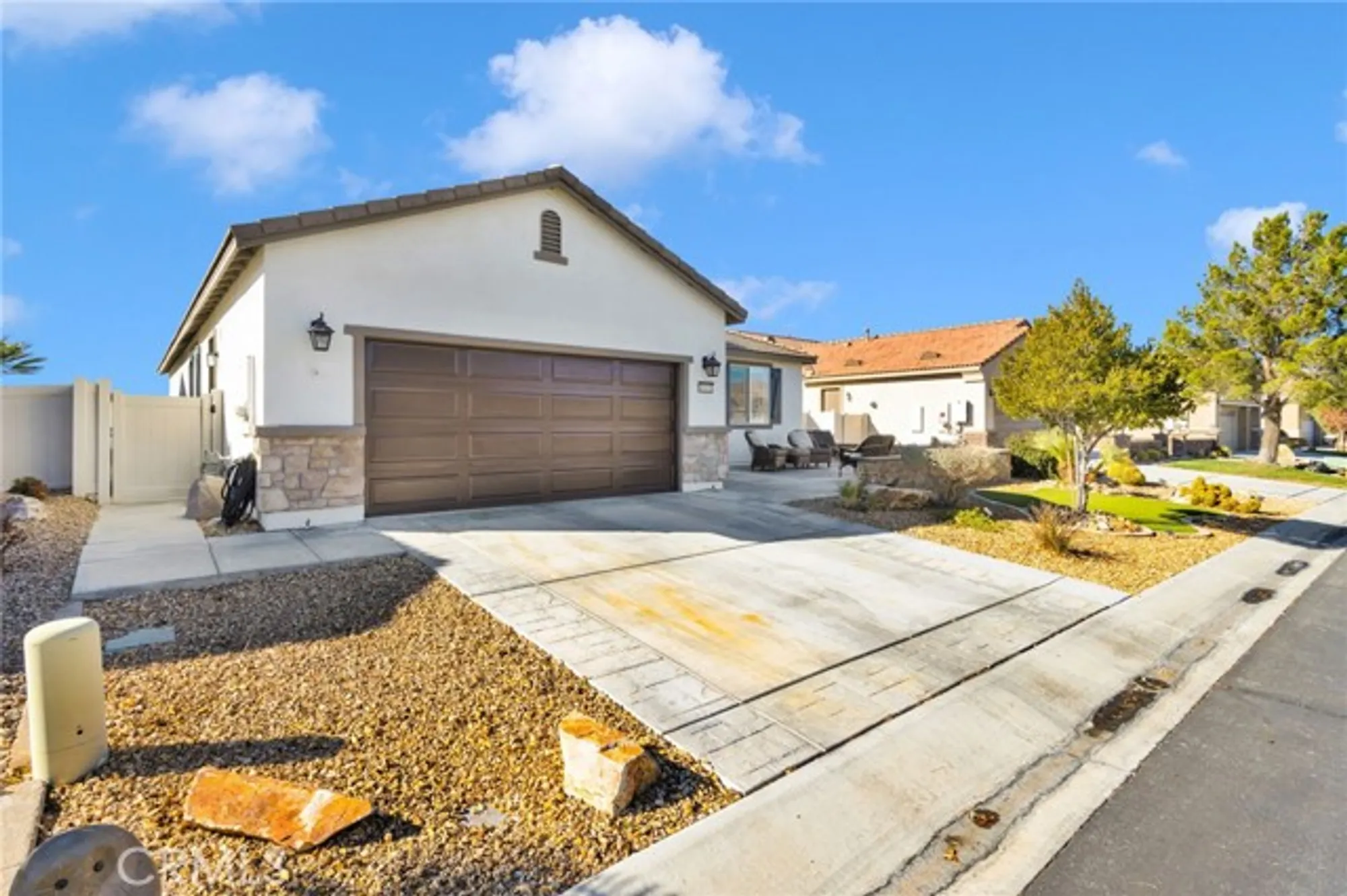 Property Slideshow image 52 of 54 | 10332 darby rd, Apple Valley, CA, 92308