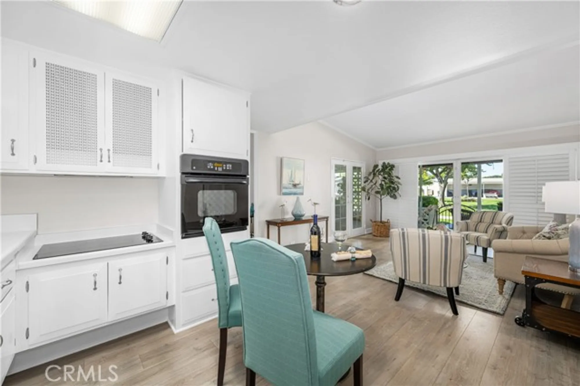 Property Slideshow image 14 of 25 | 1461 monterey rd apt 28e, Seal Beach, CA, 90740
