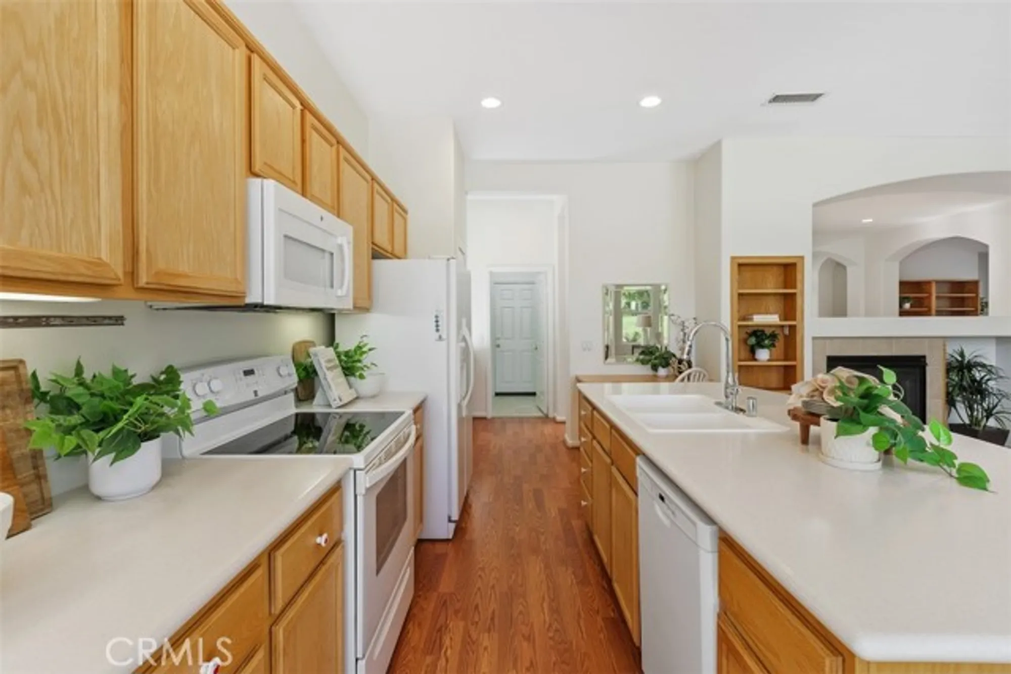 Property Slideshow image 14 of 59 | 24116 whitetail dr, Corona, CA, 92883