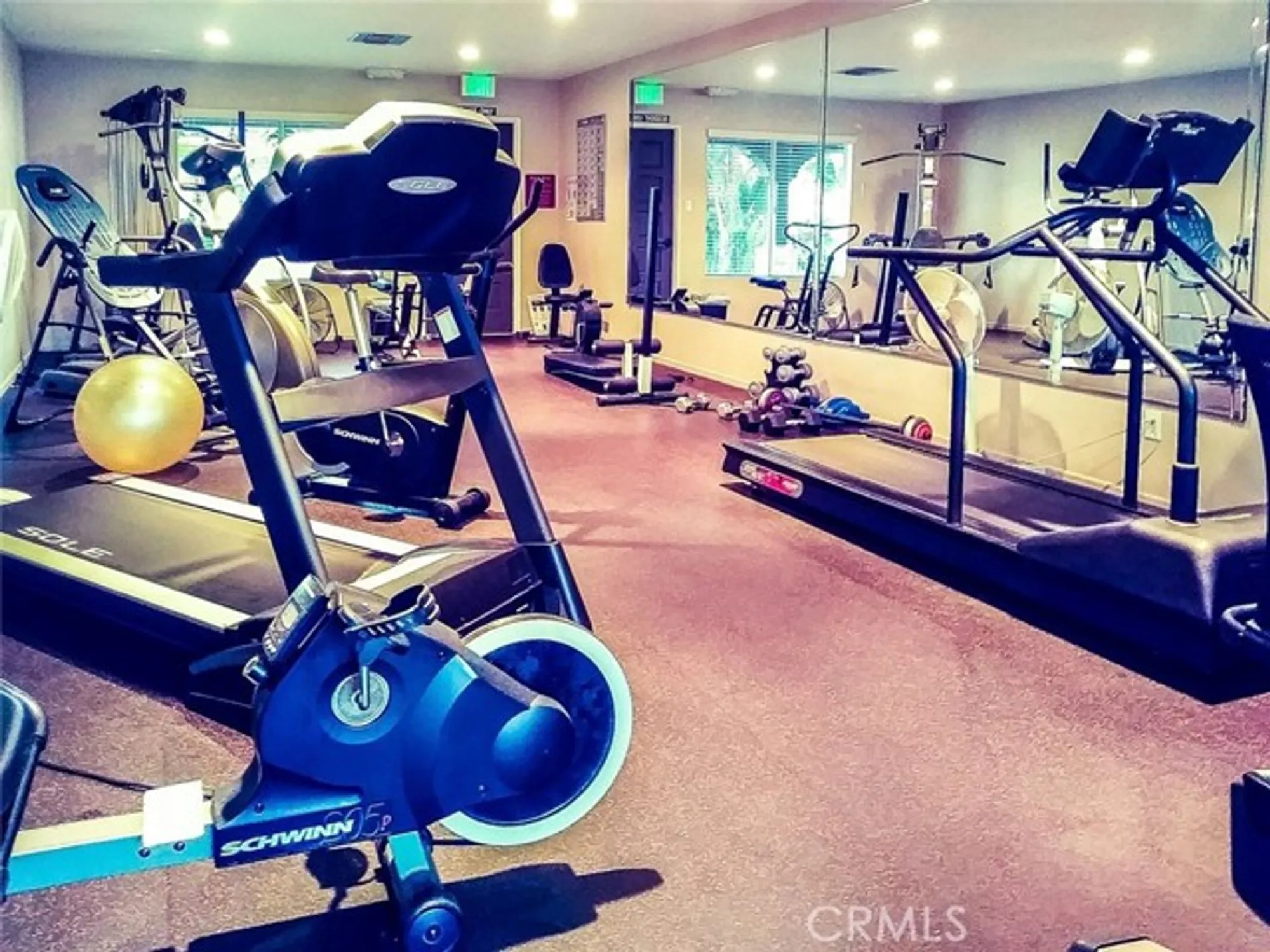 Property Slideshow image 15 of 18 | 4382 lahaina dr, Huntington Beach, CA, 92649