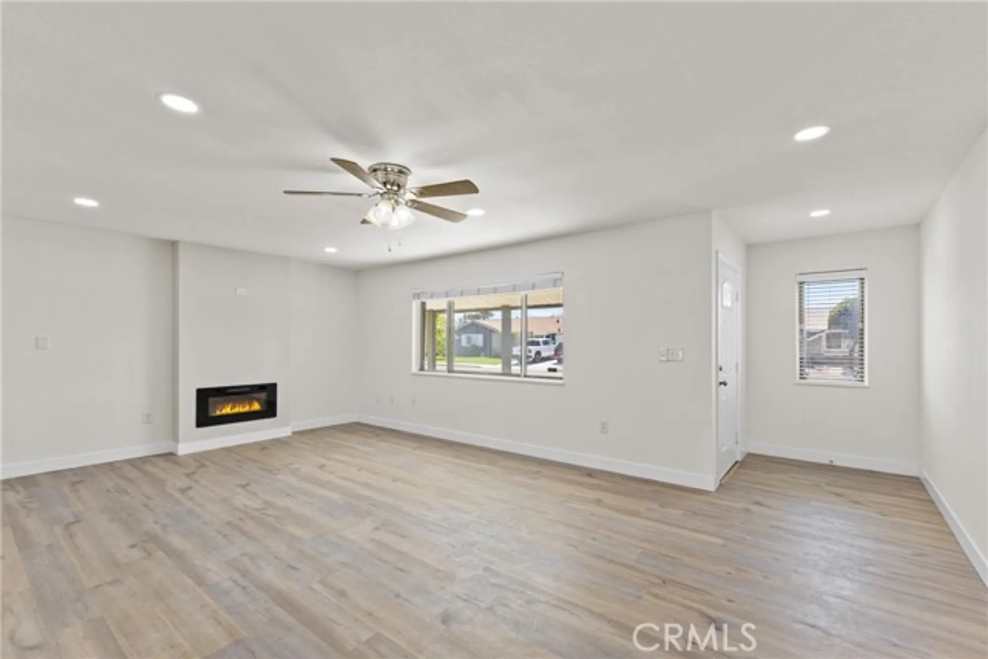 Property Slideshow image 9 of 34 | 29460 thornhill dr, Menifee, CA, 92586