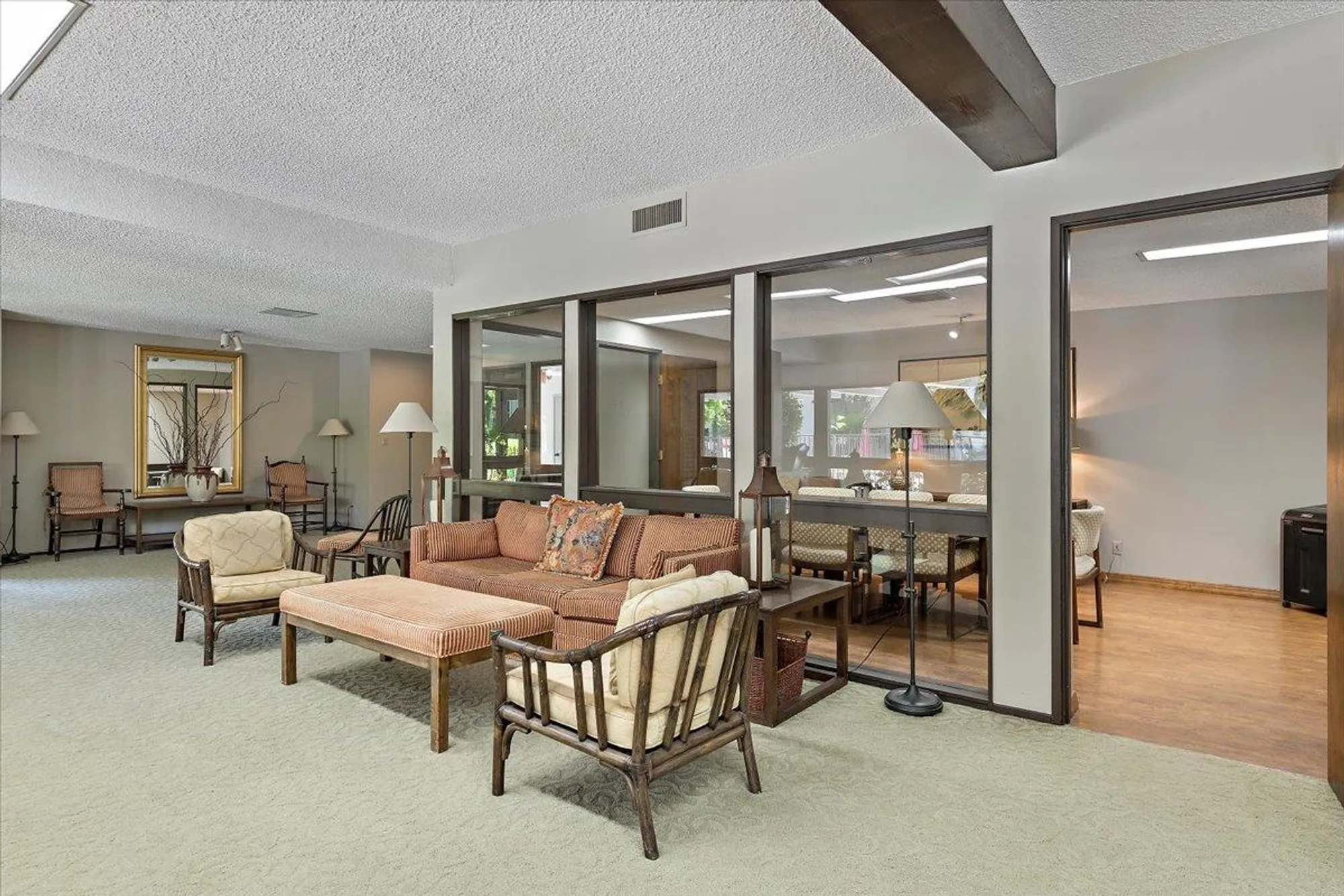 Property Slideshow image 19 of 24 | 2140 santa cruz ave, Menlo Park, CA, 94025