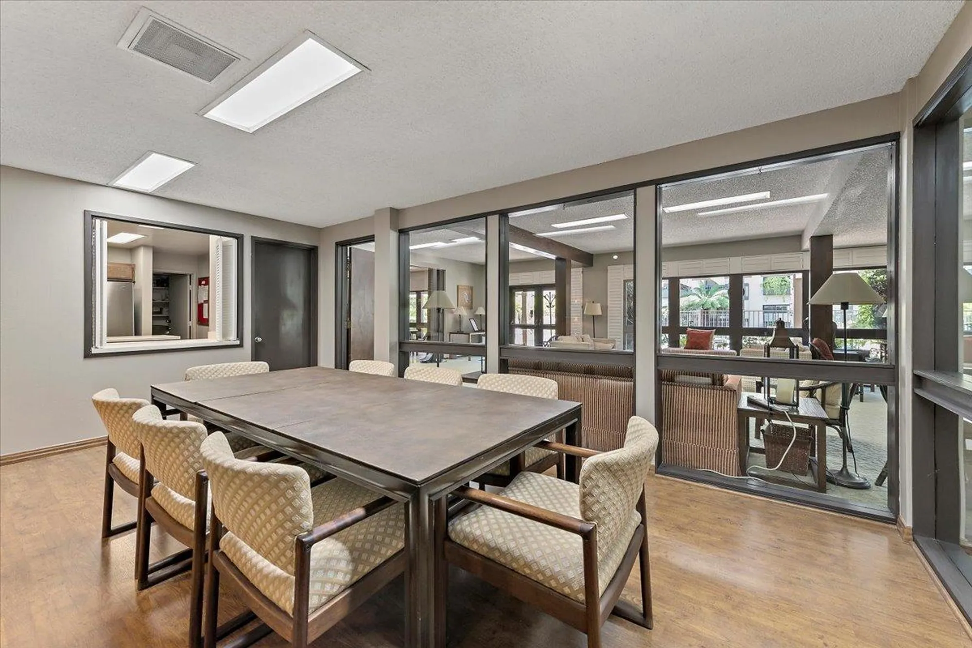 Property Slideshow image 20 of 24 | 2140 santa cruz ave, Menlo Park, CA, 94025