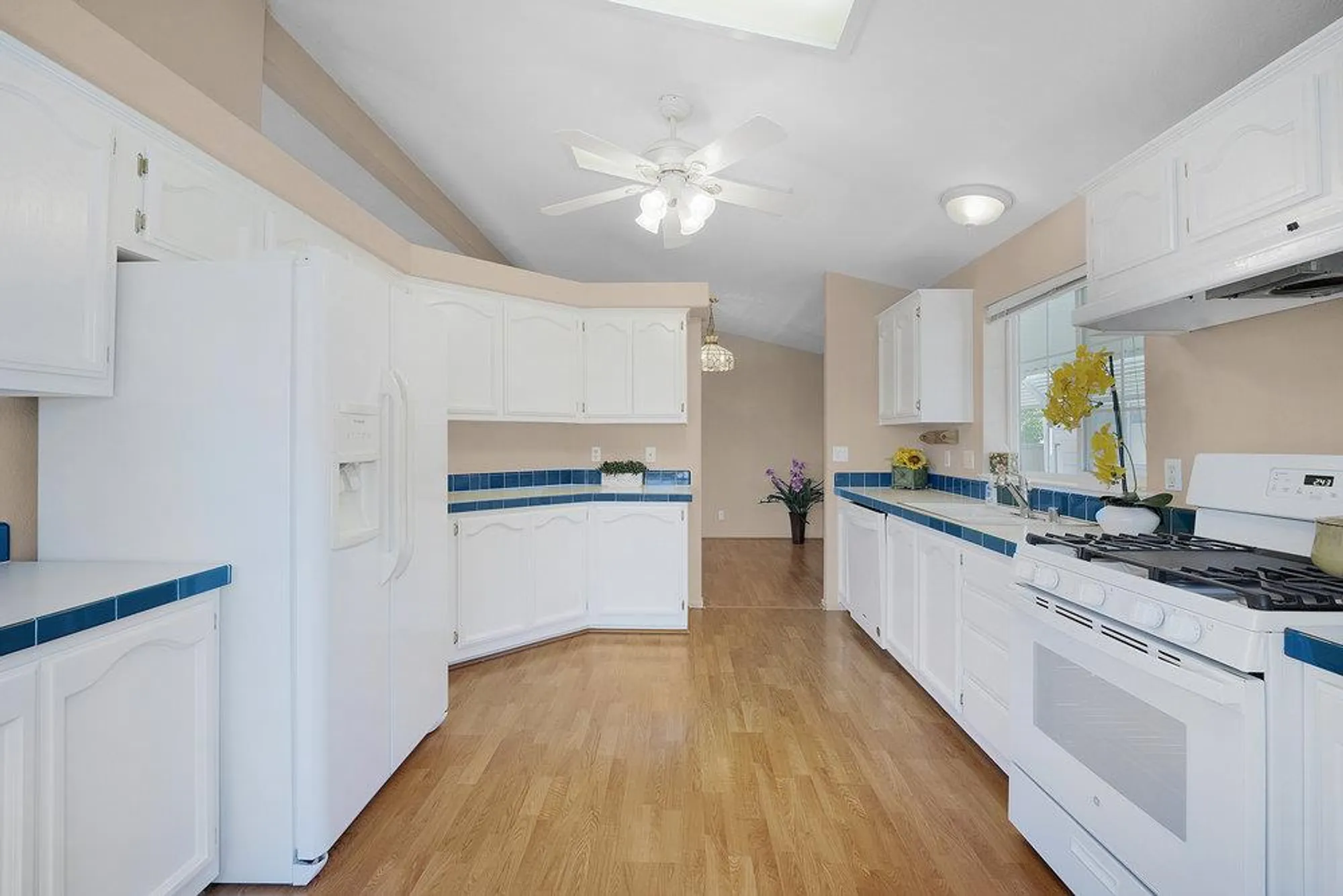 Property Slideshow image 10 of 31 | 97 melody ln # 97, Morgan Hill, CA, 95037