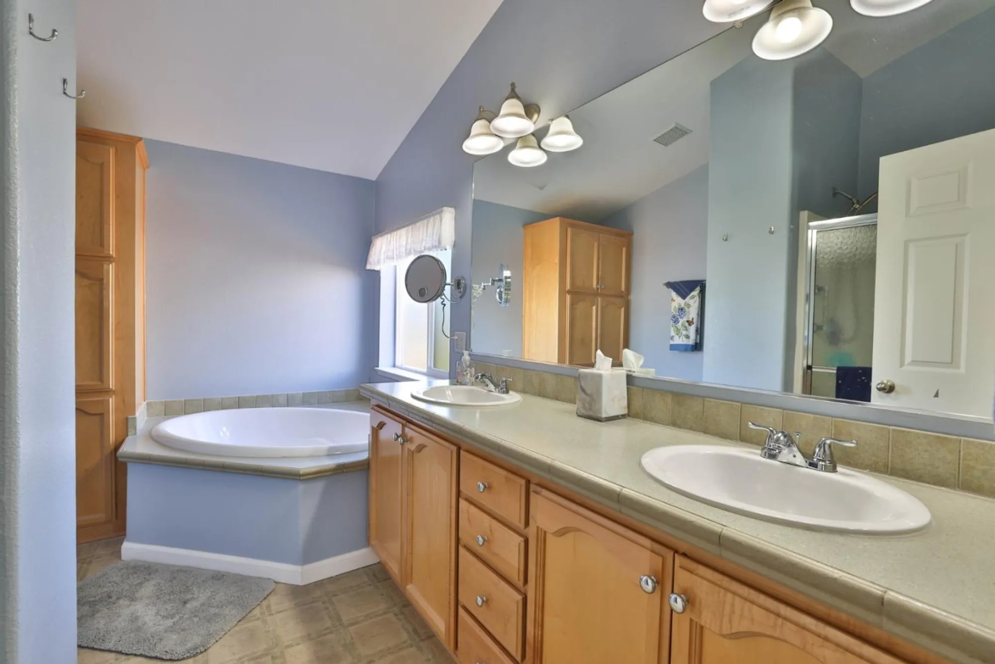 Property Slideshow image 16 of 35 | 42 dewey cir # 42, Morgan Hill, CA, 95037