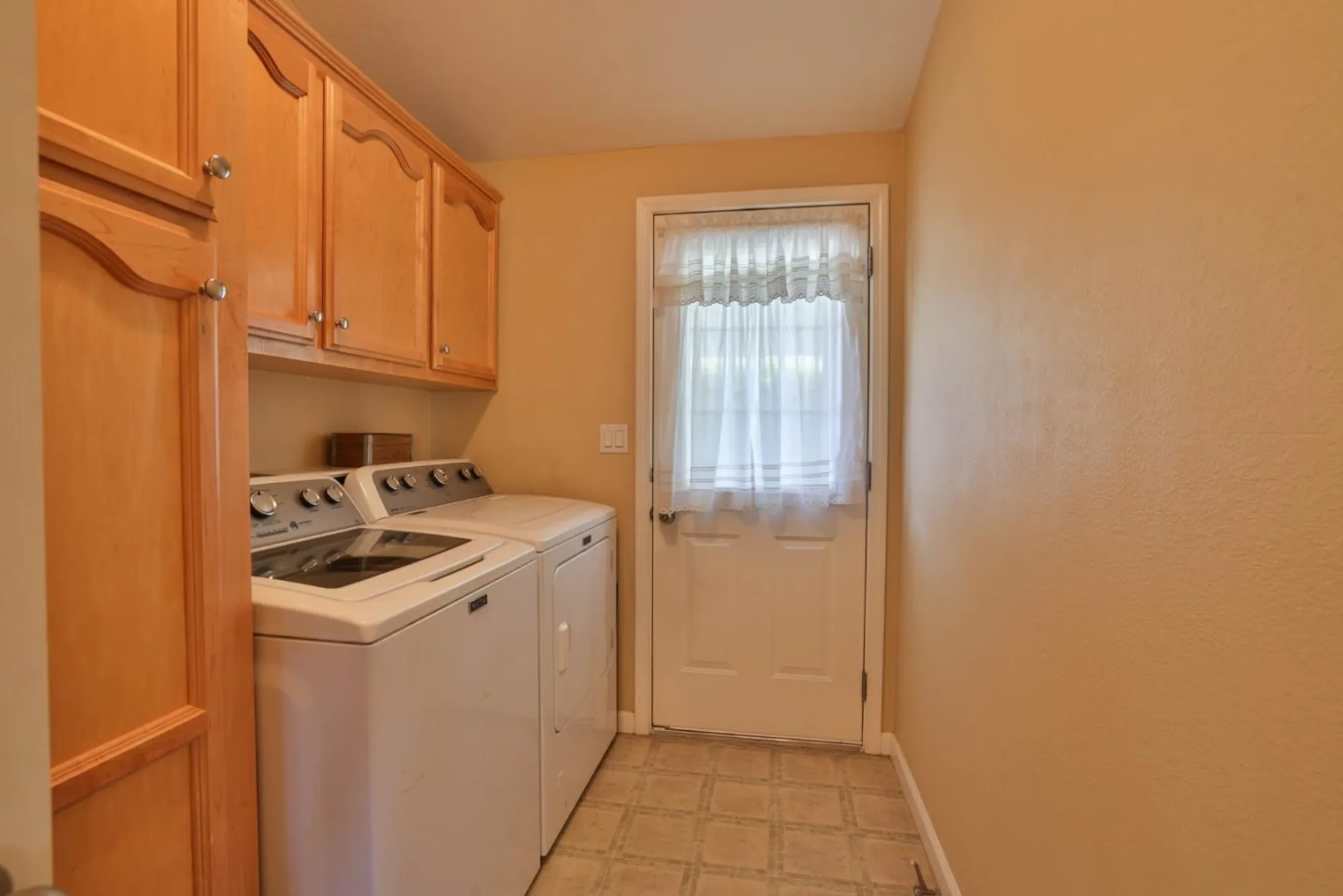 Property Slideshow image 32 of 35 | 42 dewey cir # 42, Morgan Hill, CA, 95037