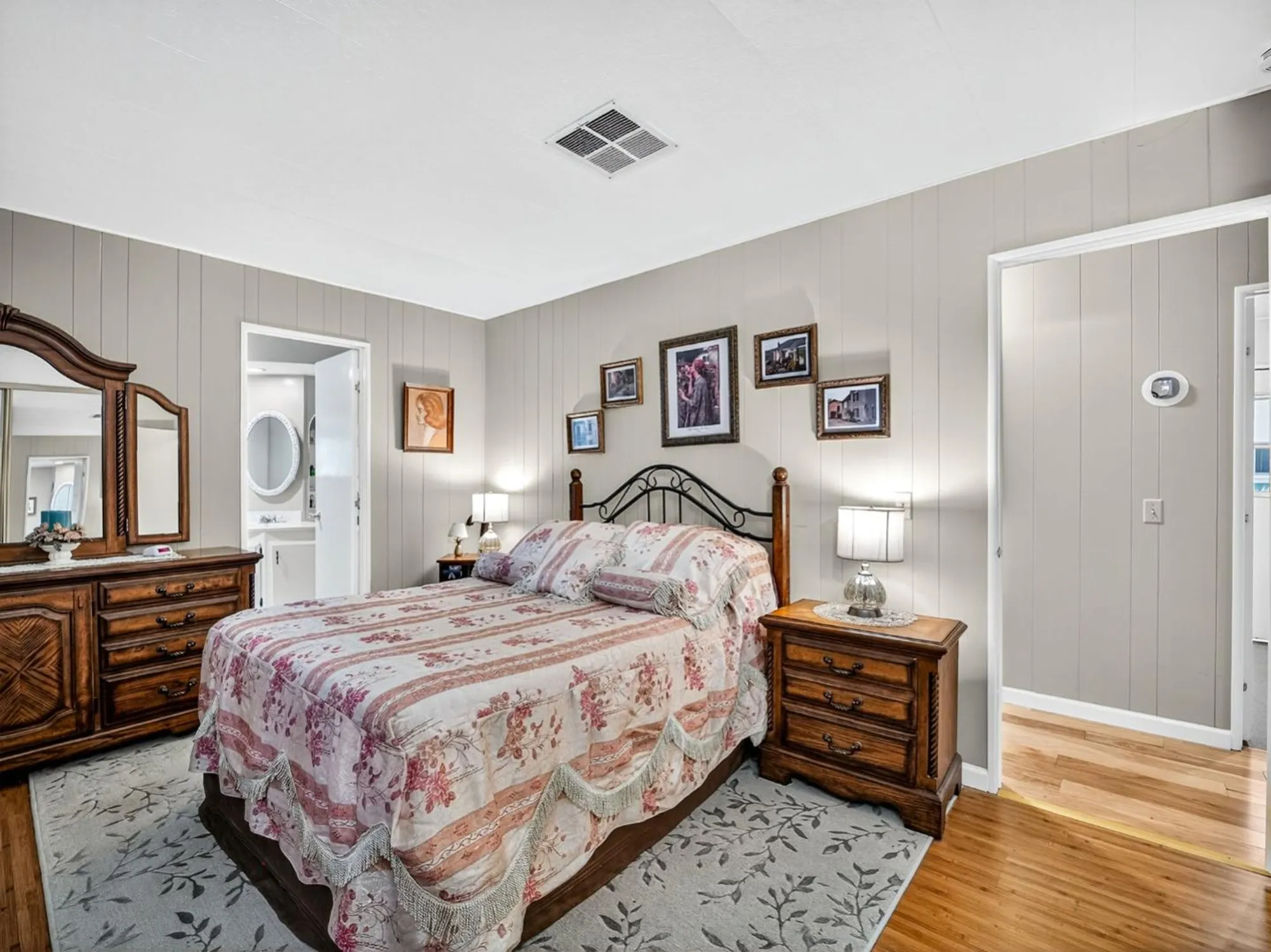 Property Slideshow image 16 of 35 | 136 vinewood ln # 136, Morgan Hill, CA, 95037