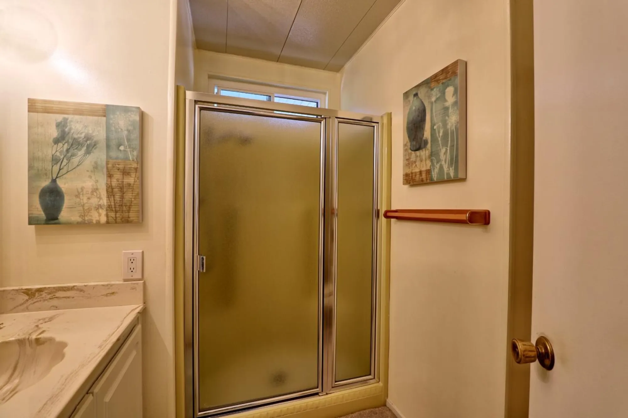 Property Slideshow image 18 of 28 | 56 creekside dr # 56, Morgan Hill, CA, 95037