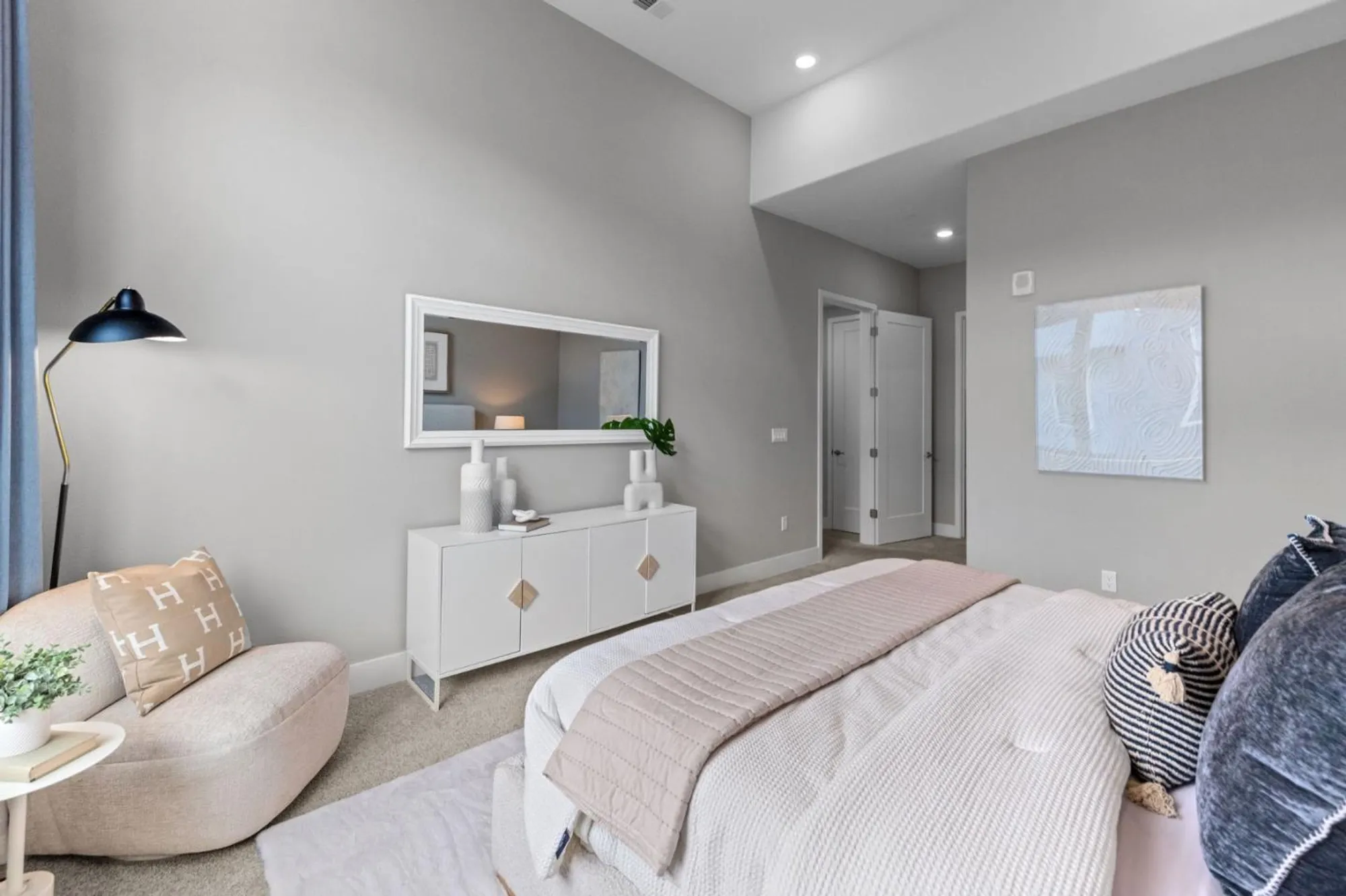 Property Slideshow image 33 of 58 | 708 thayer ln unit 404, Foster City, CA, 94404